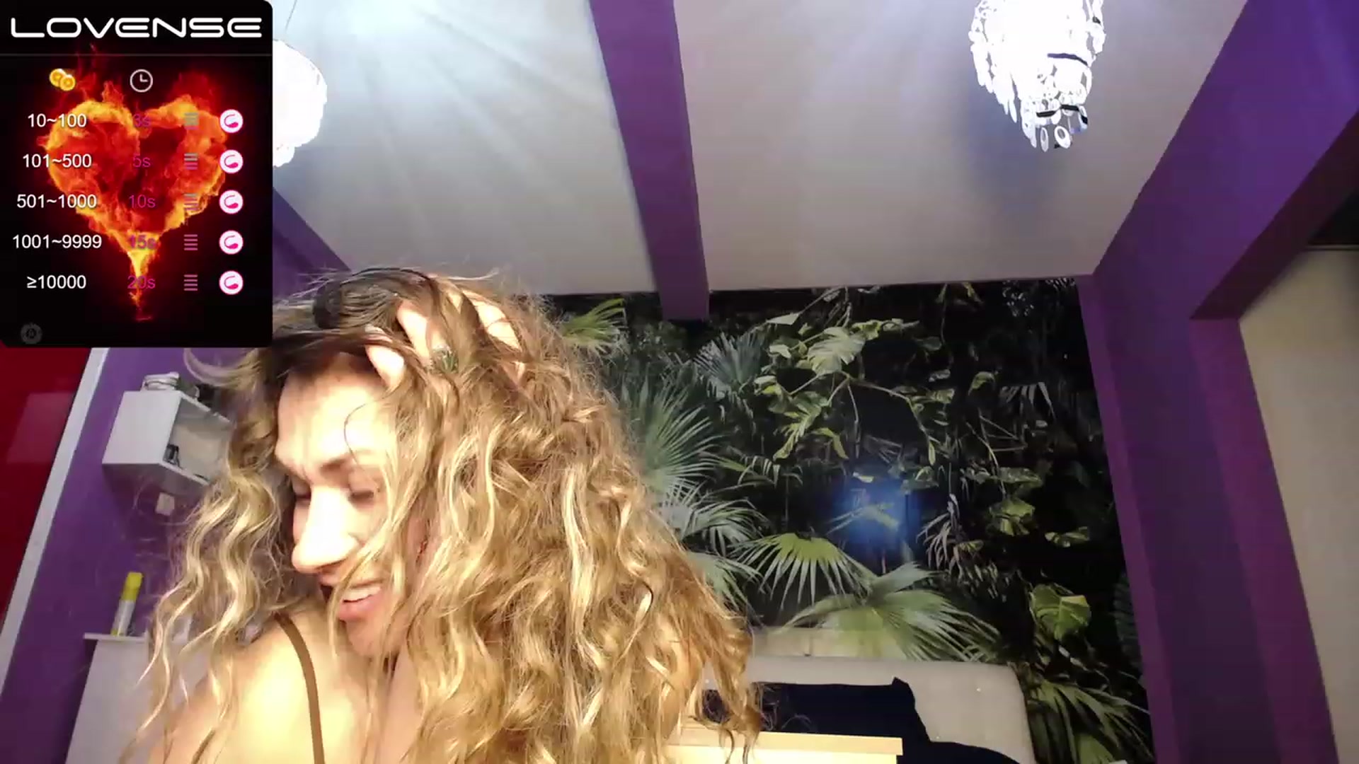 Gallery image thumbnail from AmazingMarry's myfreecams stream on, 03/07/2023, 20:05 image 13 of 20