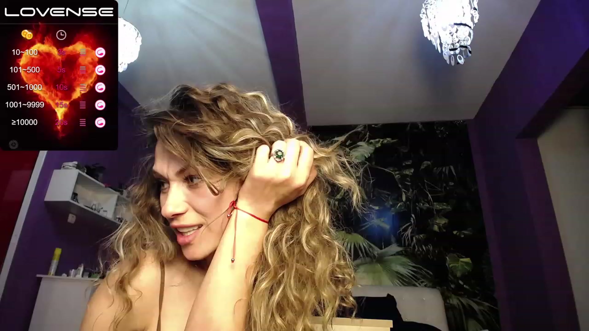 Gallery image thumbnail from AmazingMarry's myfreecams stream on, 03/07/2023, 20:05 image 6 of 20