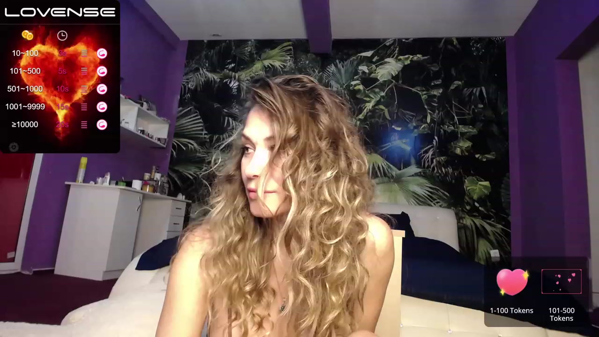 Gallery image thumbnail from AmazingMarry's myfreecams stream on, 03/07/2023, 21:30 image 9 of 20