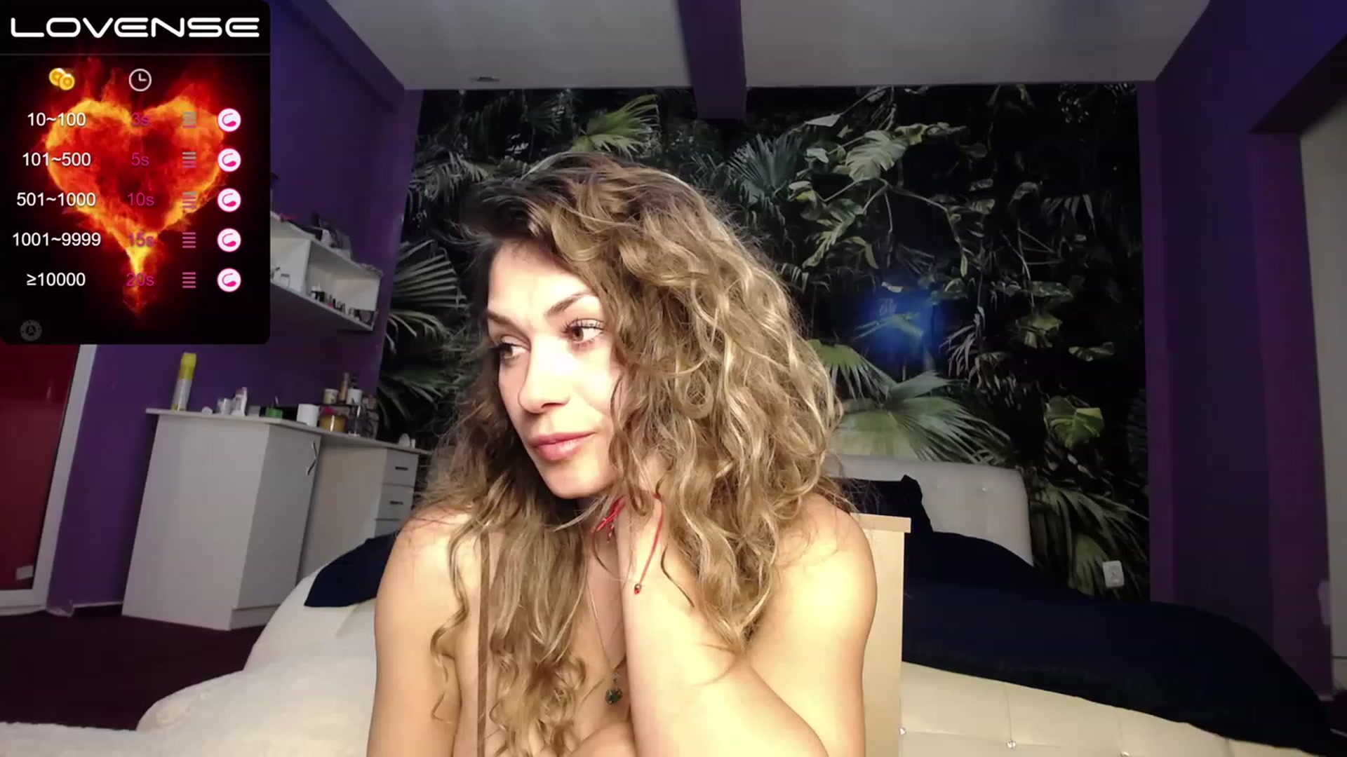 Gallery image thumbnail from AmazingMarry's myfreecams stream on, 03/07/2023, 21:30 image 14 of 20