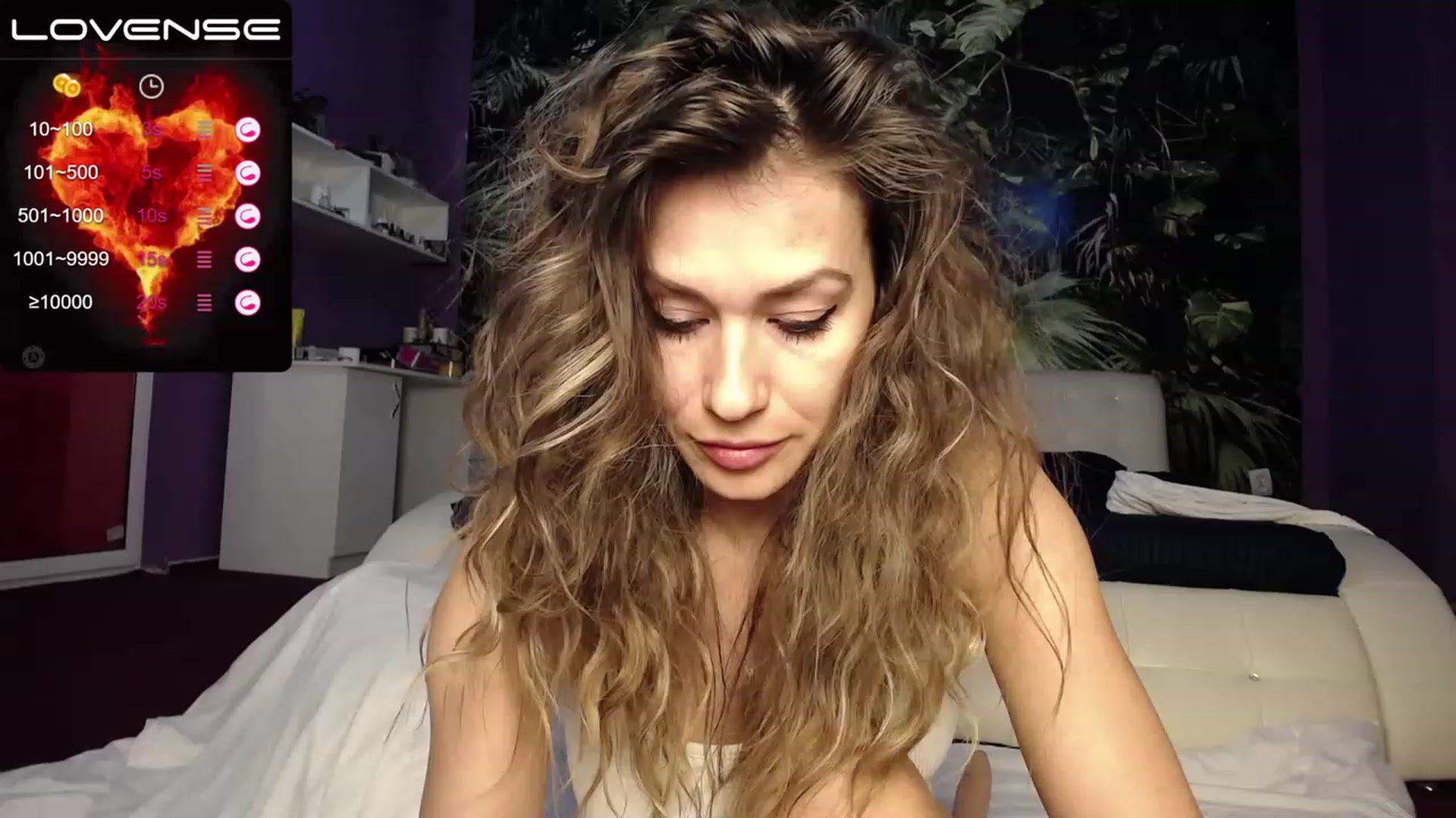 Gallery image thumbnail from AmazingMarry's myfreecams stream on, 03/27/2023, 21:36 image 2 of 20