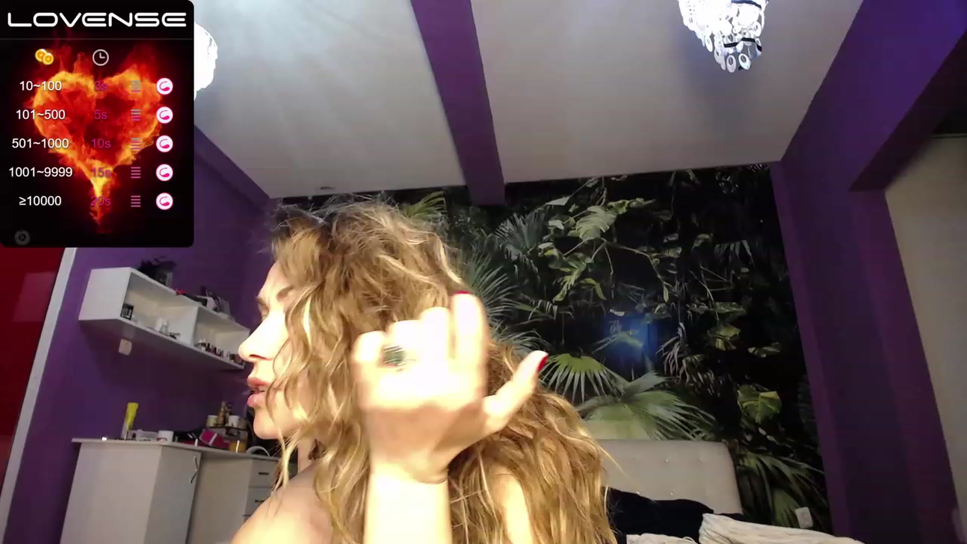 Gallery image thumbnail from AmazingMarry's myfreecams stream on, 03/27/2023, 21:36 image 15 of 20