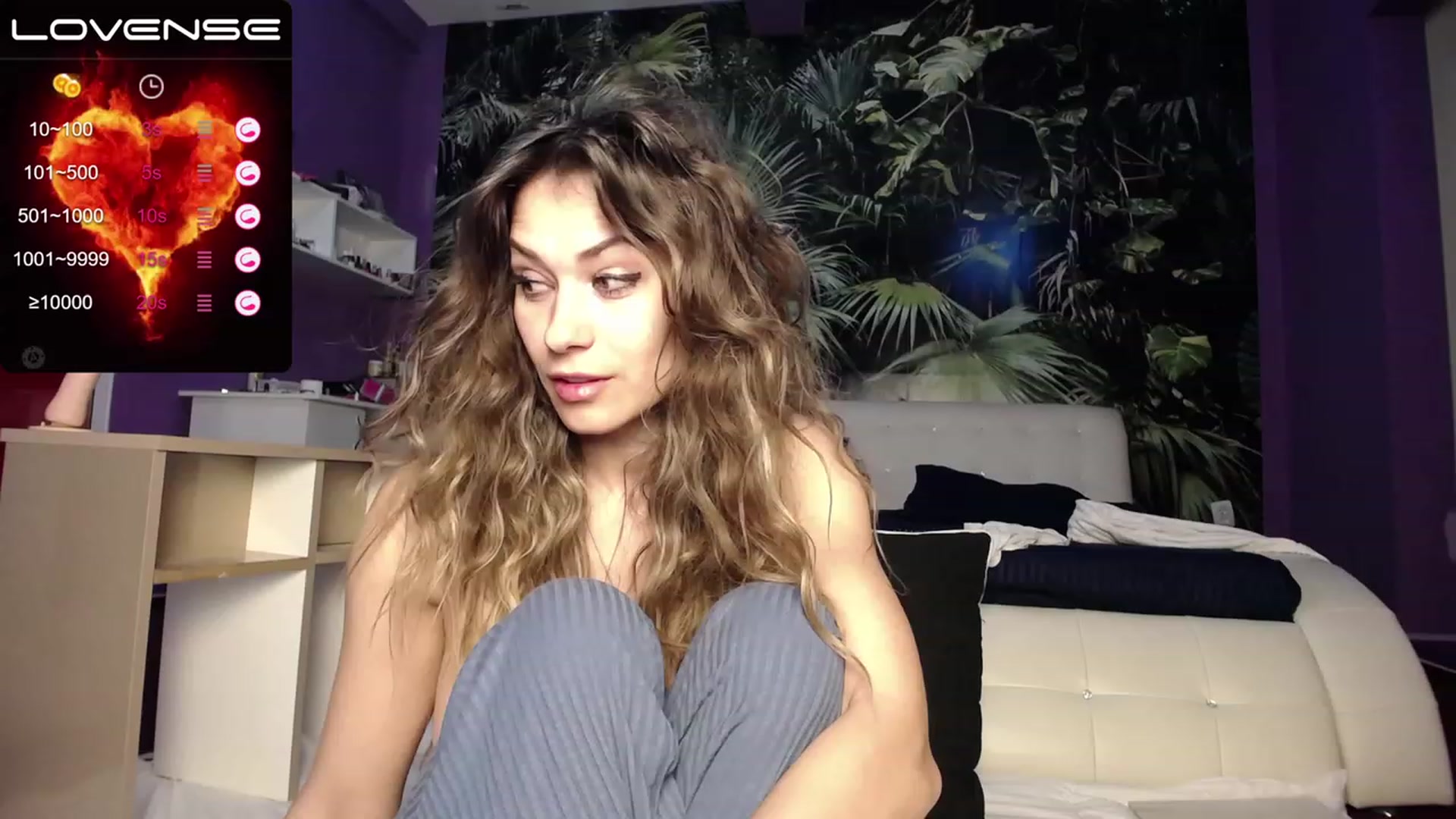 Gallery image thumbnail from AmazingMarry's myfreecams stream on, 03/27/2023, 21:36 image 18 of 20