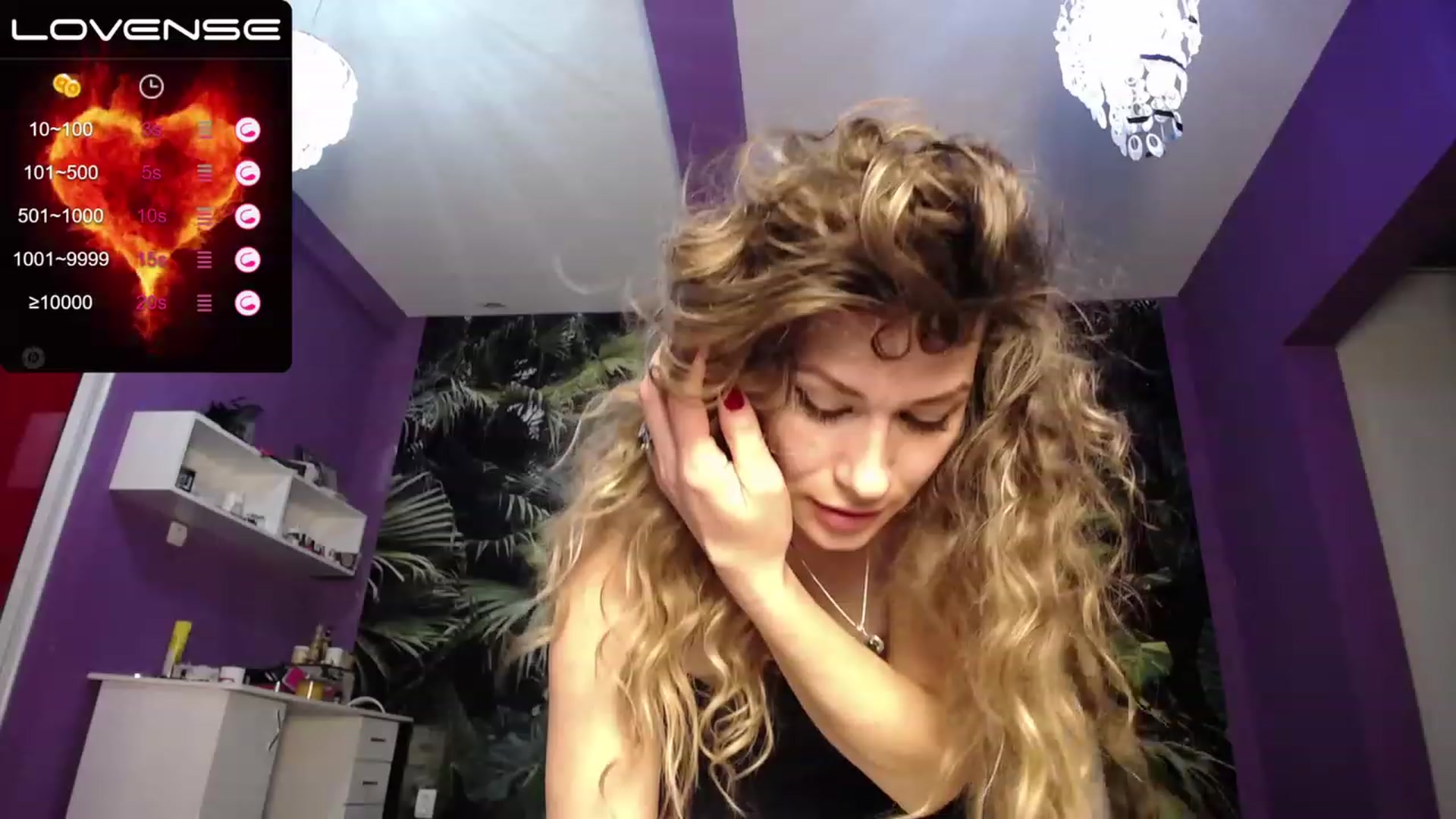 Gallery image thumbnail from AmazingMarry's myfreecams stream on, 03/29/2023, 18:16 image 17 of 20