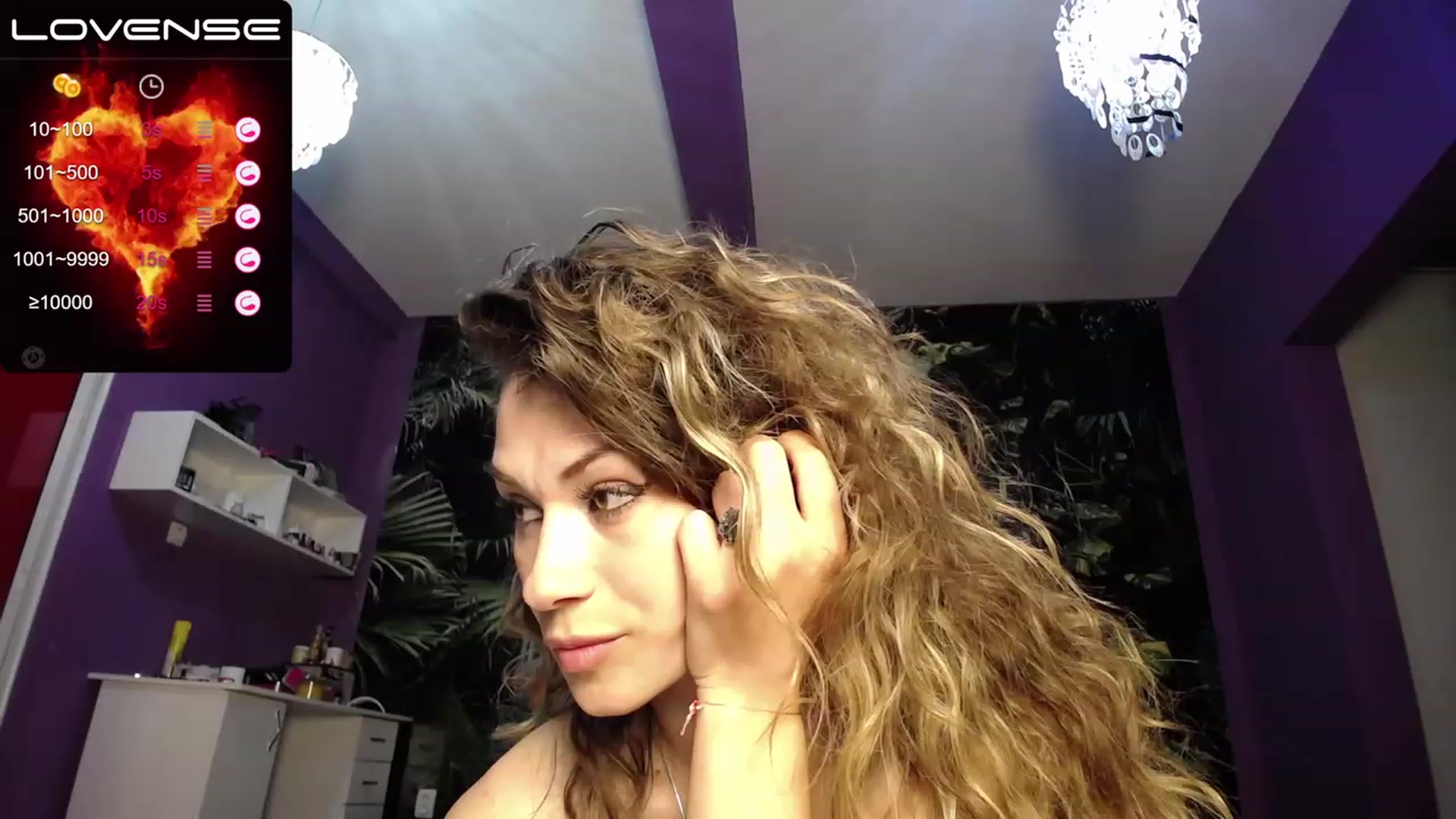 Gallery image thumbnail from AmazingMarry's myfreecams stream on, 03/29/2023, 18:16 image 3 of 20