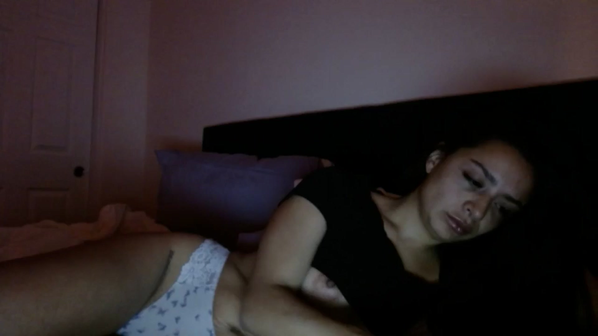Gallery image thumbnail from AmazingZo's myfreecams stream on, 04/30/2025, 13:15 image 1 of 20