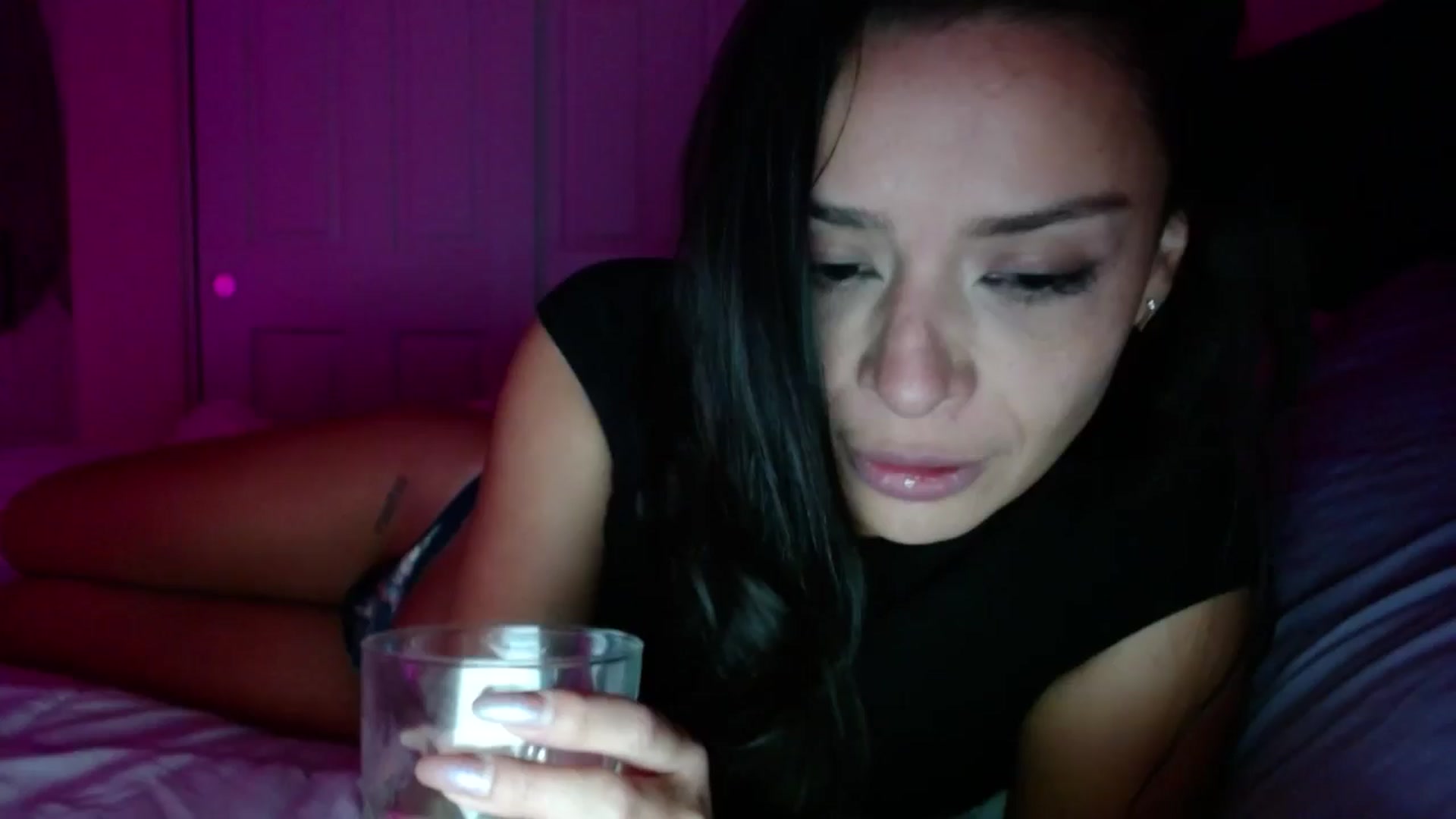 Gallery image thumbnail from AmazingZo's myfreecams stream on, 05/15/2025, 12:54 image 14 of 20