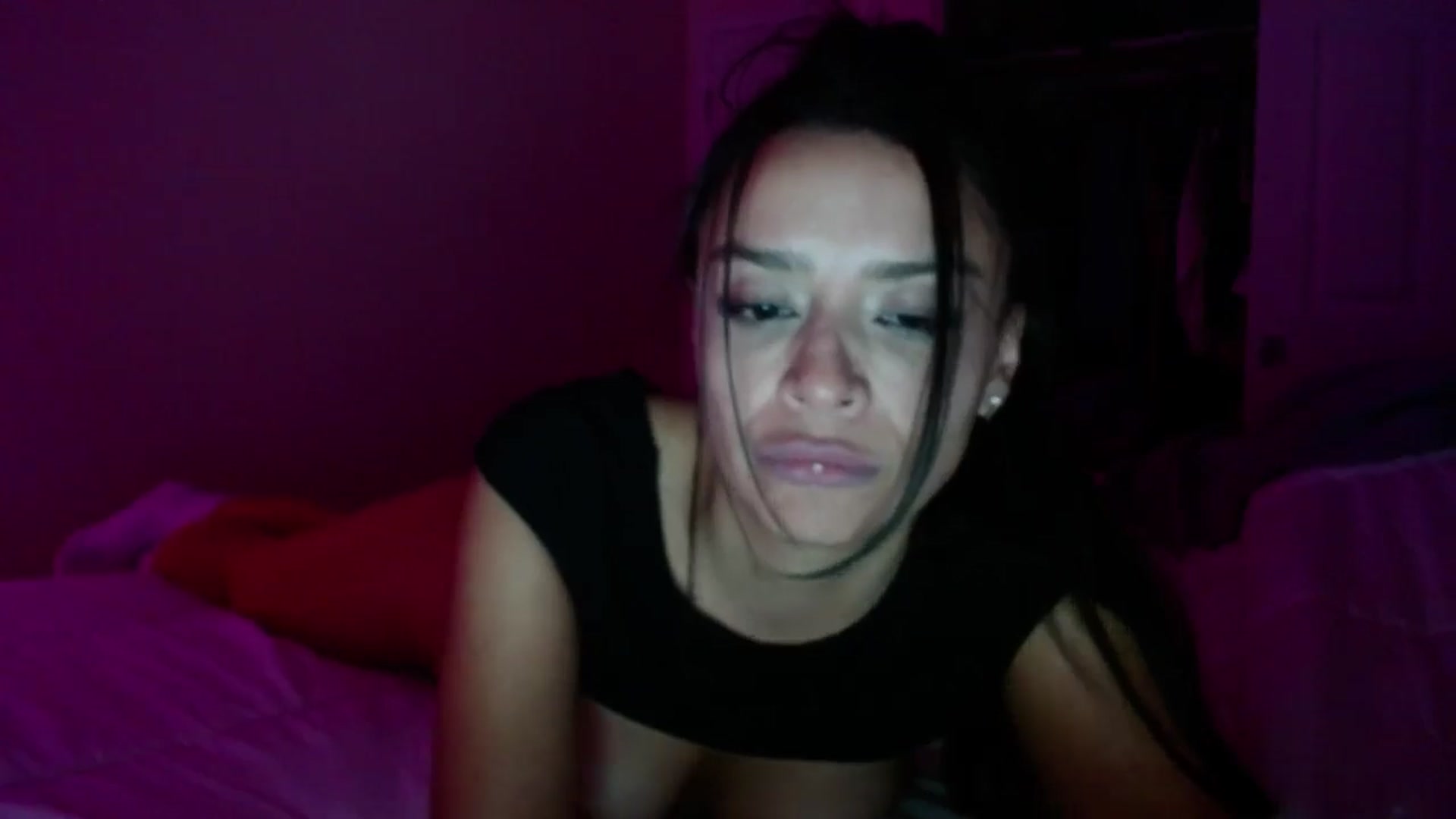 Gallery image thumbnail from AmazingZo's myfreecams stream on, 05/15/2025, 12:54 image 4 of 20