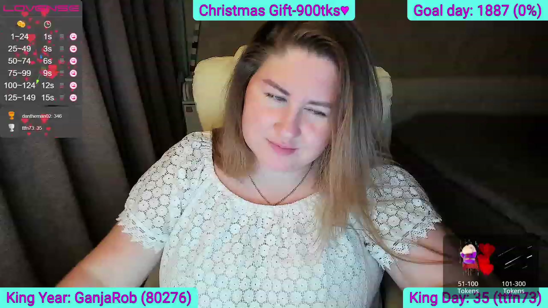 Gallery image thumbnail from Amazing_Alina's myfreecams stream on, 12/22/2022, 21:43 image 17 of 20