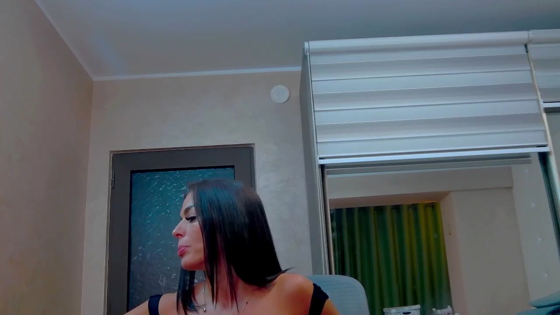 Gallery image thumbnail from Amazing_Ass1's myfreecams stream on, 12/07/2025, 20:14 image 13 of 20