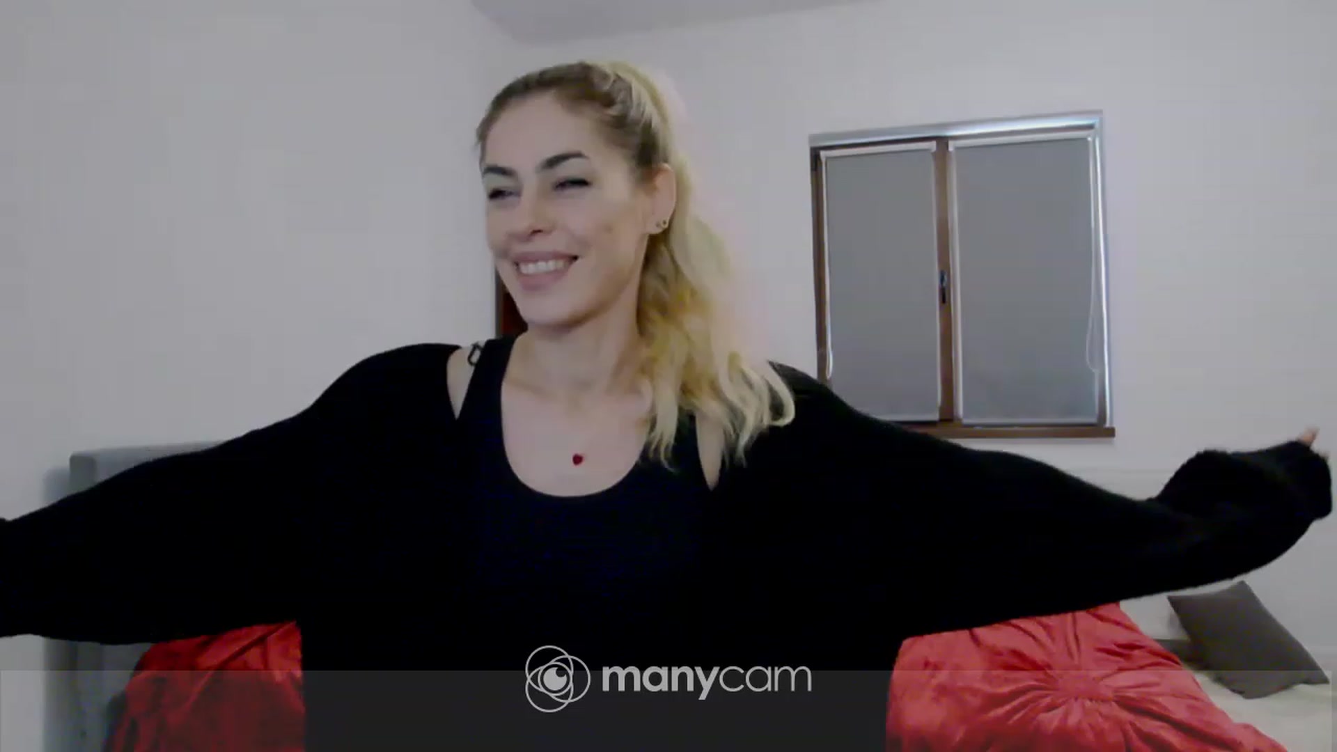 Gallery image thumbnail from Amazingbody's myfreecams stream on, 03/20/2023, 13:58 image 19 of 20