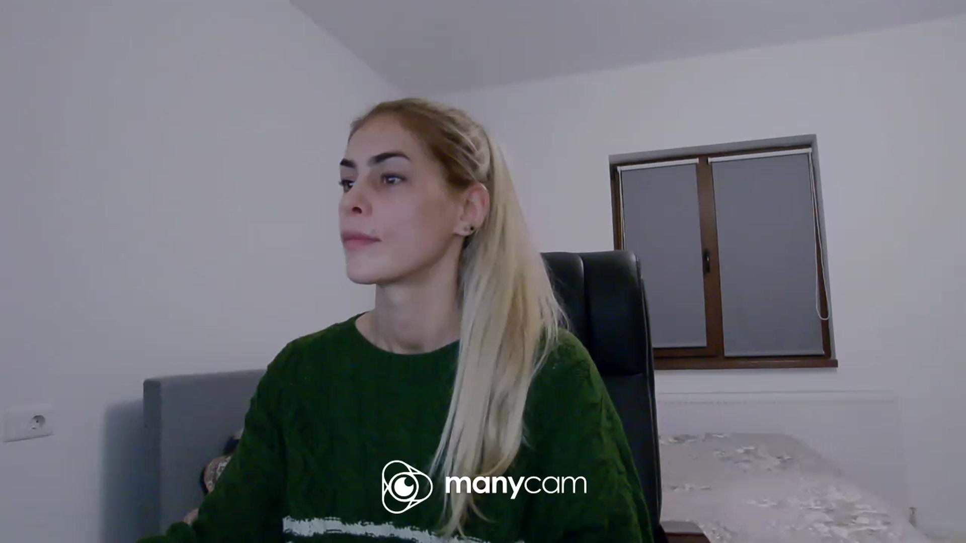 Gallery image thumbnail from Amazingbody's myfreecams stream on, 04/26/2023, 20:51 image 16 of 20