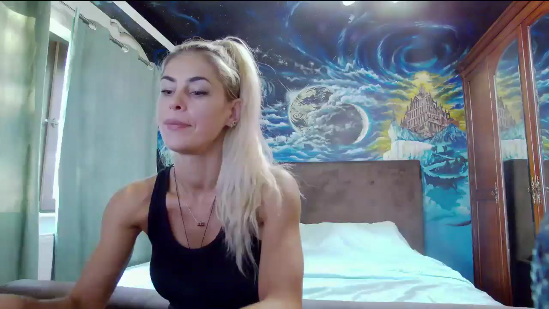 Gallery image thumbnail from Amazingbody's myfreecams stream on, 08/27/2025, 16:33 image 8 of 20