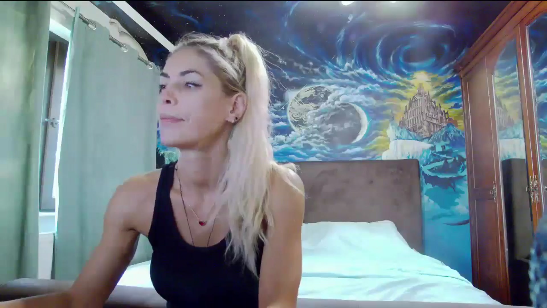 Gallery image thumbnail from Amazingbody's myfreecams stream on, 08/27/2025, 16:33 image 13 of 20