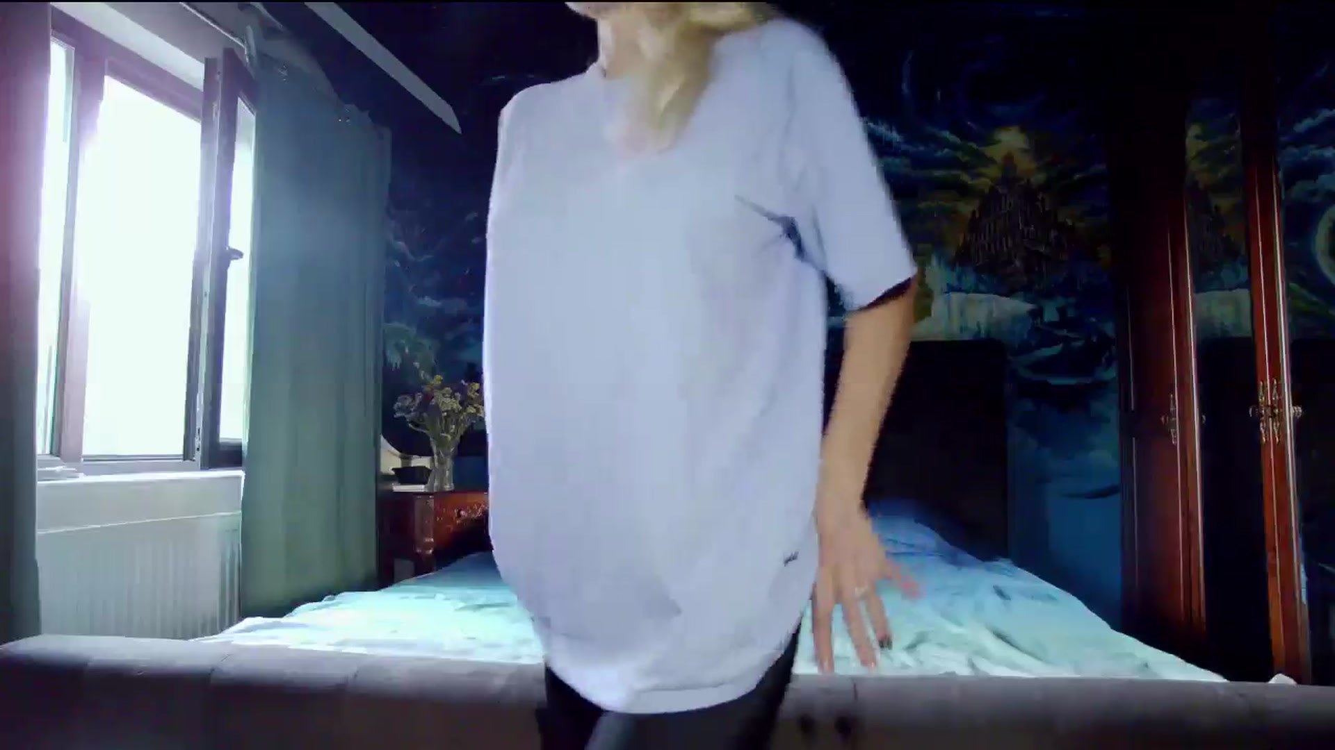 Gallery image thumbnail from Amazingbody's myfreecams stream on, 09/14/2025, 16:10 image 14 of 20