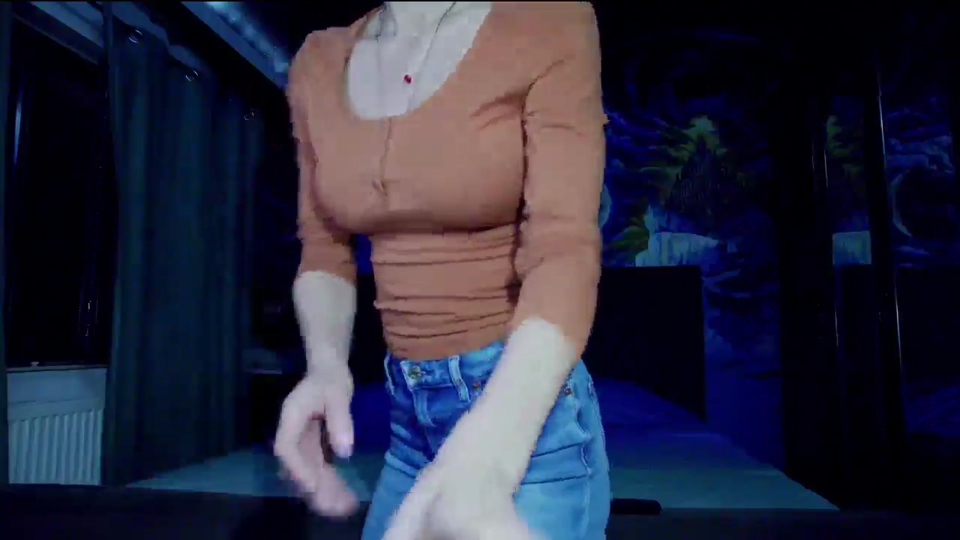 Gallery image thumbnail from Amazingbody's myfreecams stream on, 09/18/2025, 18:03 image 18 of 20