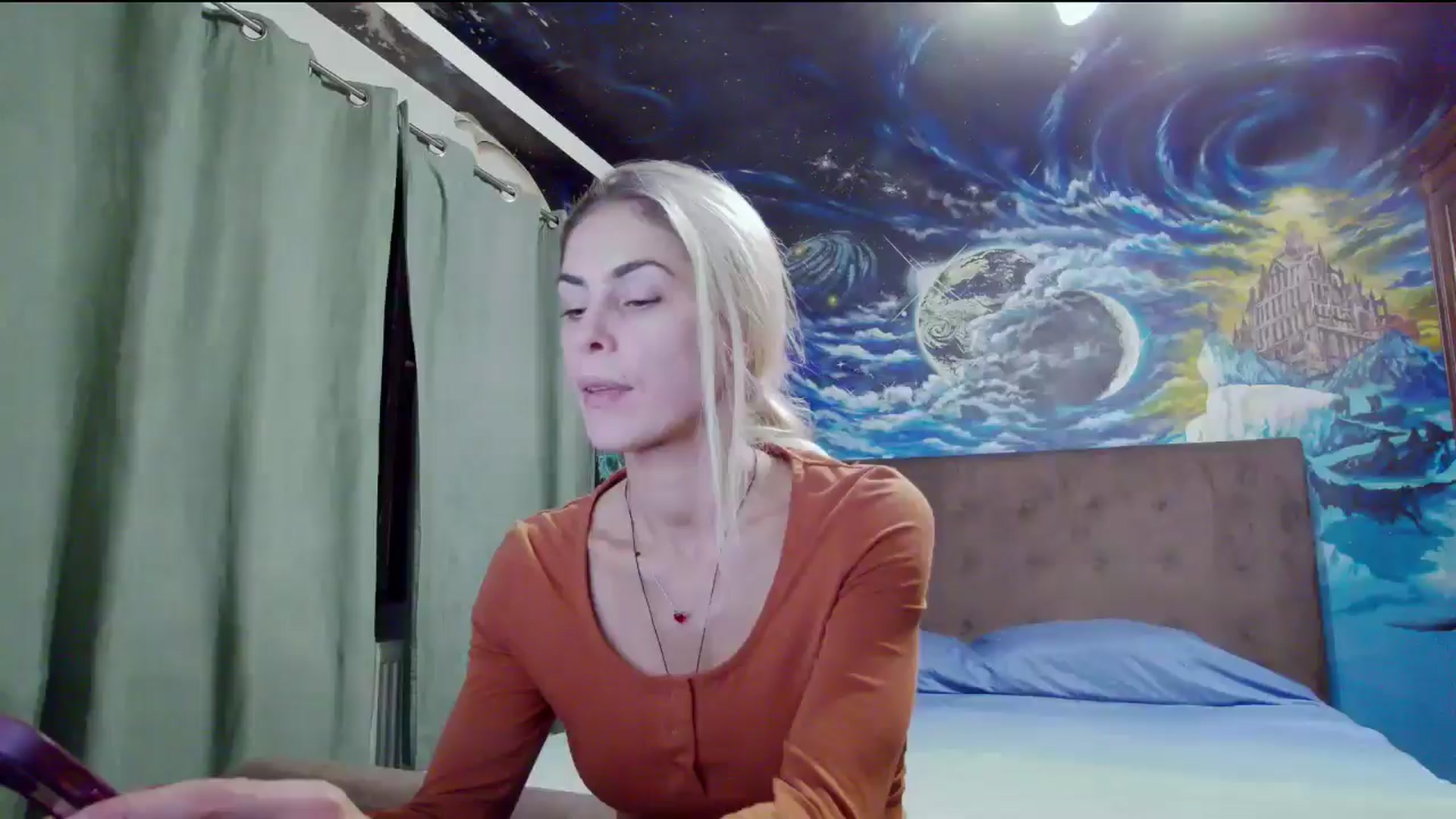Gallery image thumbnail from Amazingbody's myfreecams stream on, 09/18/2025, 18:03 image 9 of 20