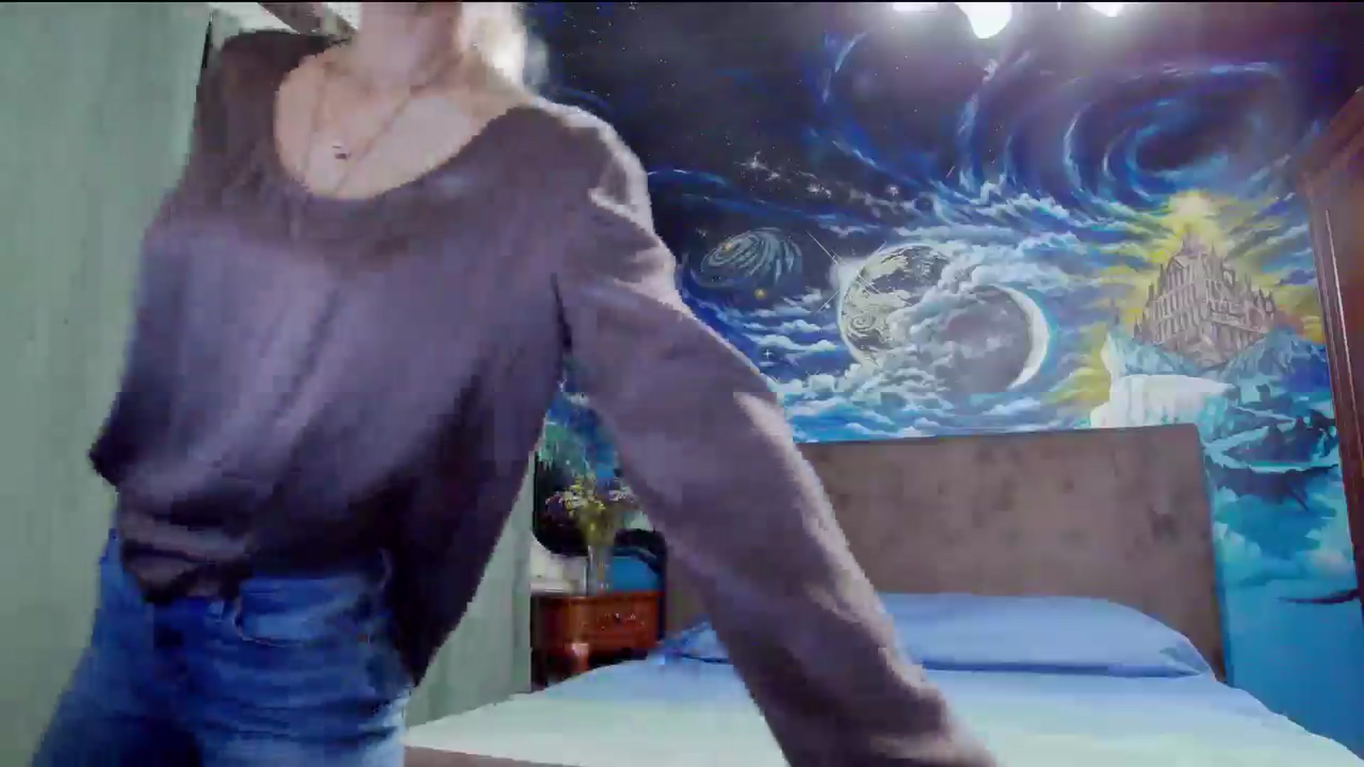 Gallery image thumbnail from Amazingbody's myfreecams stream on, 09/20/2025, 18:44 image 8 of 20
