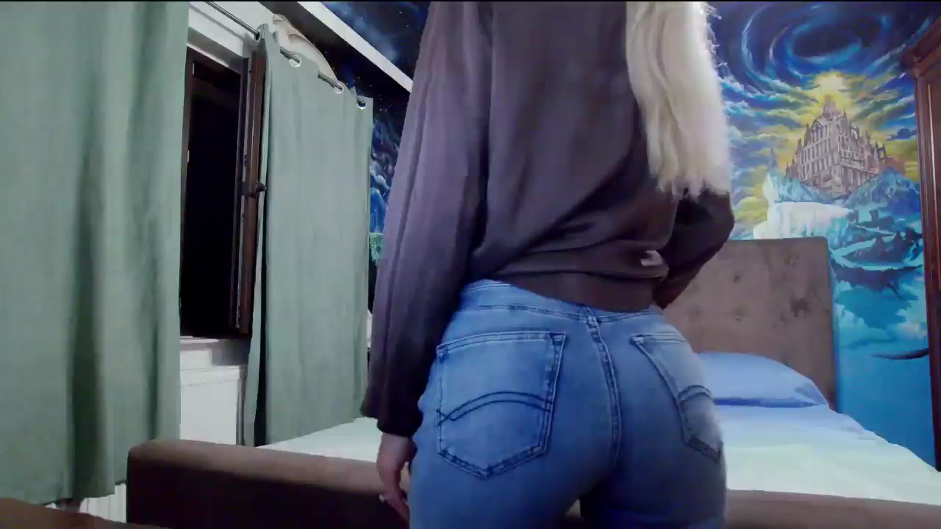 Gallery image thumbnail from Amazingbody's myfreecams stream on, 09/20/2025, 18:44 image 16 of 20