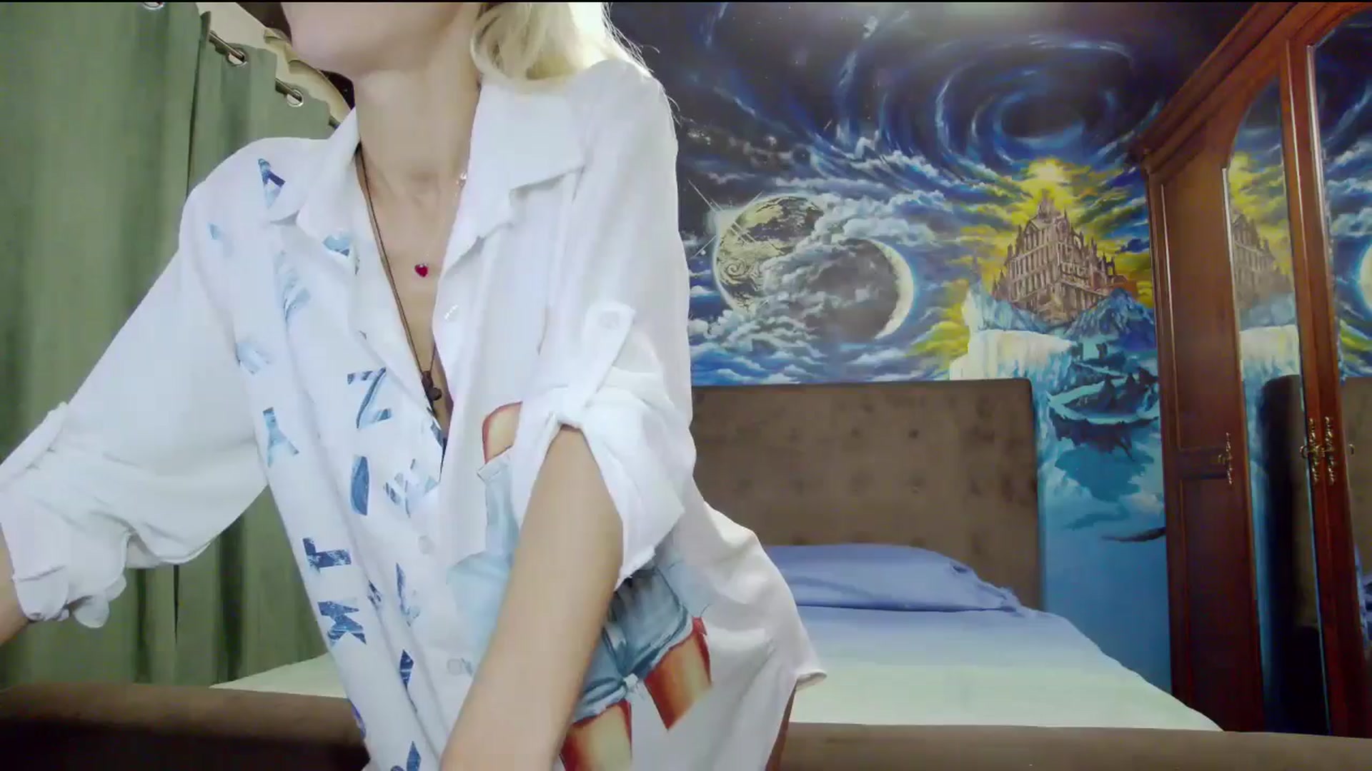 Gallery image thumbnail from Amazingbody's myfreecams stream on, 09/30/2025, 18:15 image 17 of 20