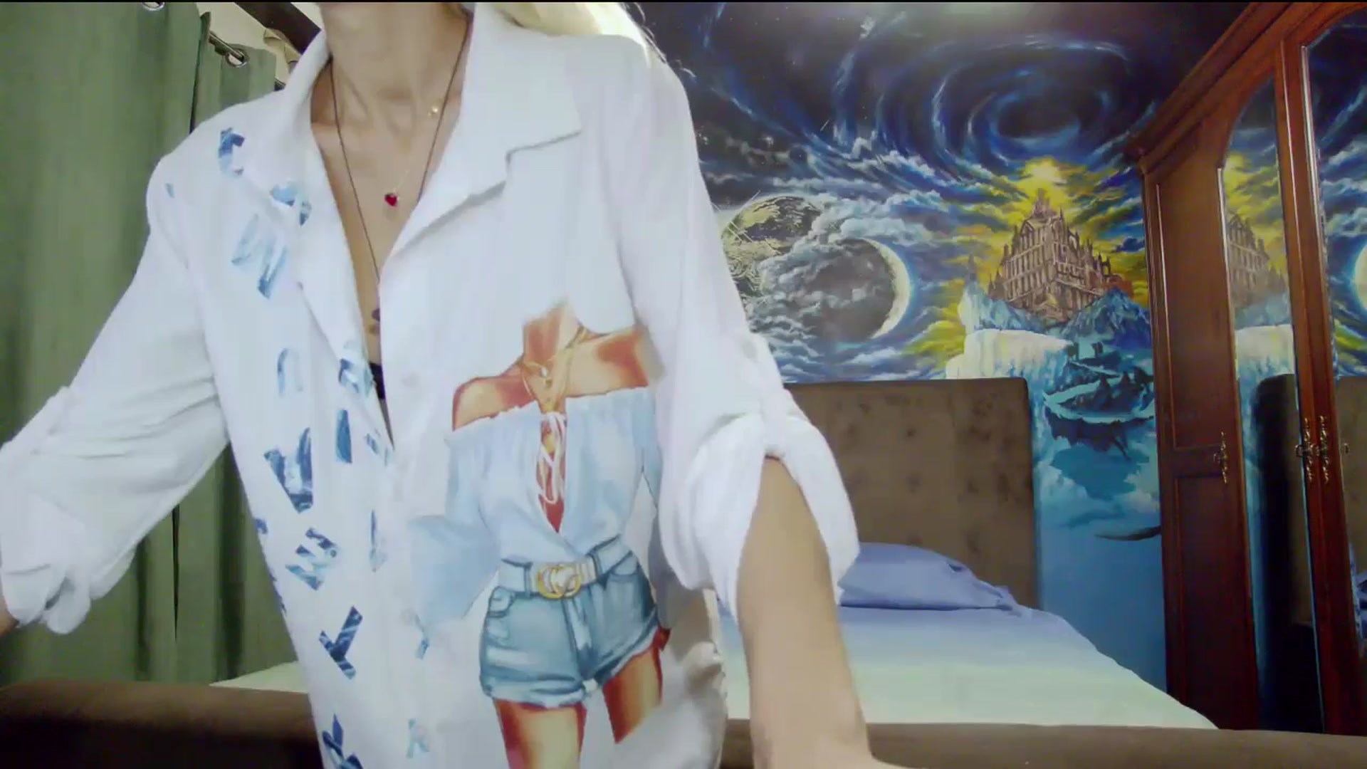 Gallery image thumbnail from Amazingbody's myfreecams stream on, 09/30/2025, 18:15 image 16 of 20