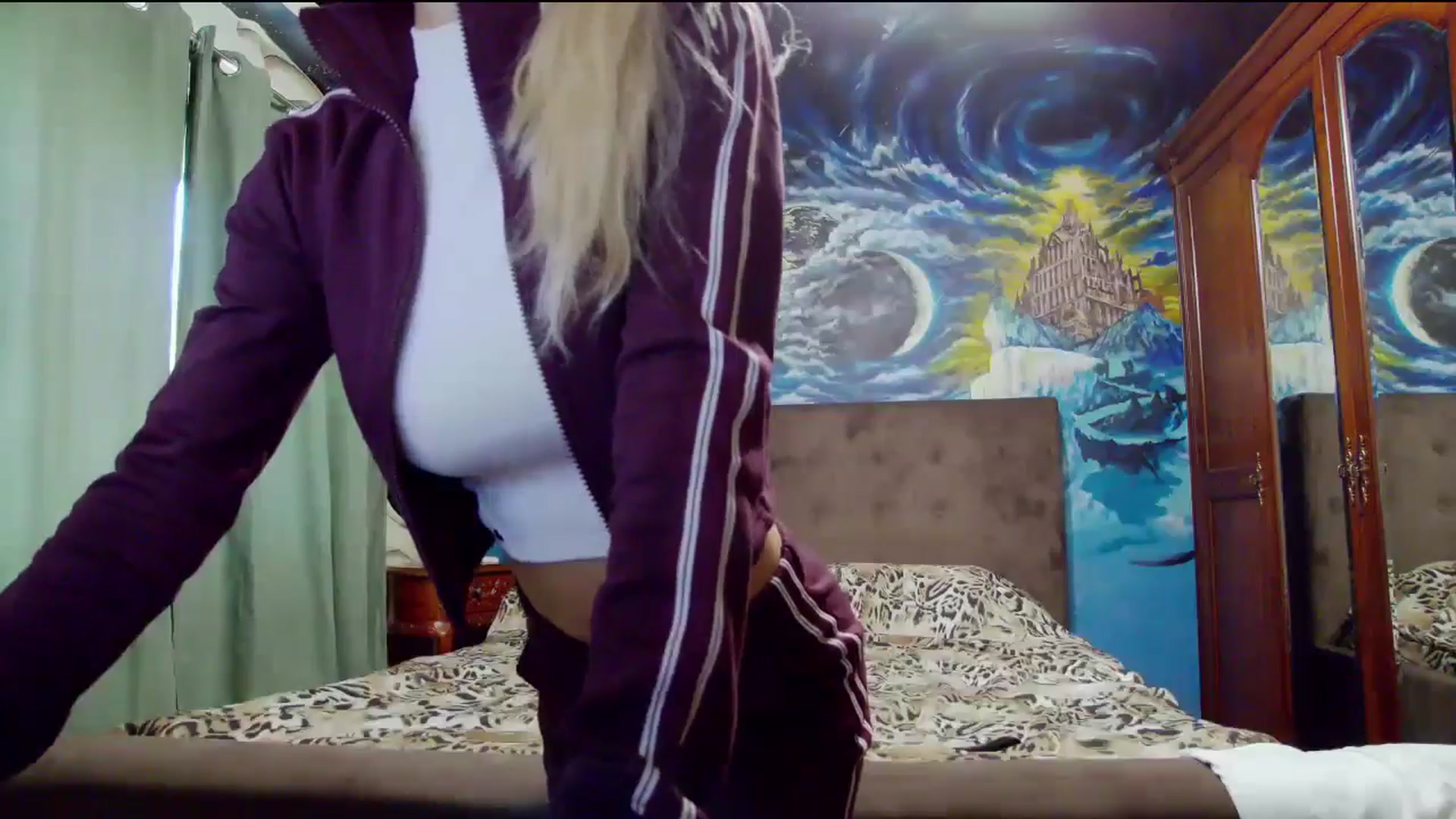 Gallery image thumbnail from Amazingbody's myfreecams stream on, 10/10/2025, 11:55 image 20 of 20