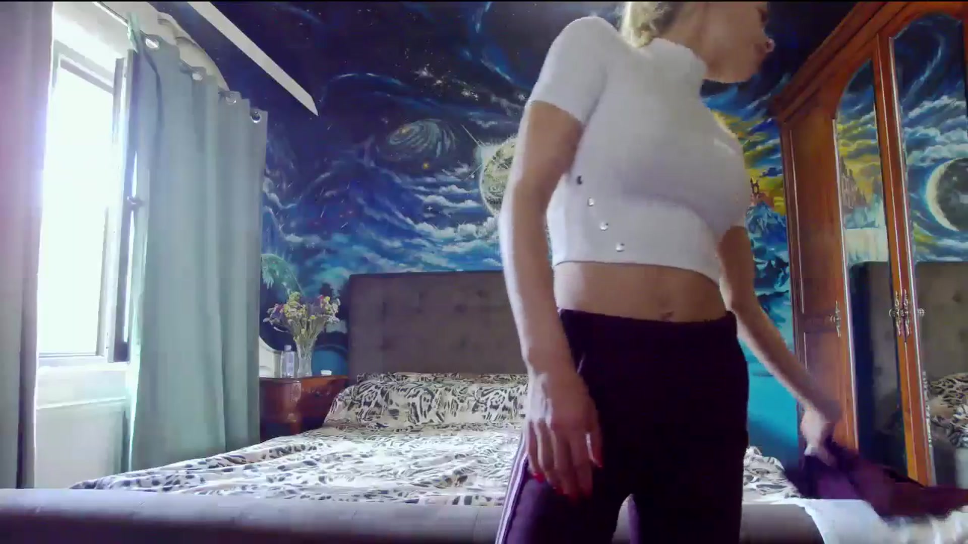 Gallery image thumbnail from Amazingbody's myfreecams stream on, 10/10/2025, 11:55 image 2 of 20