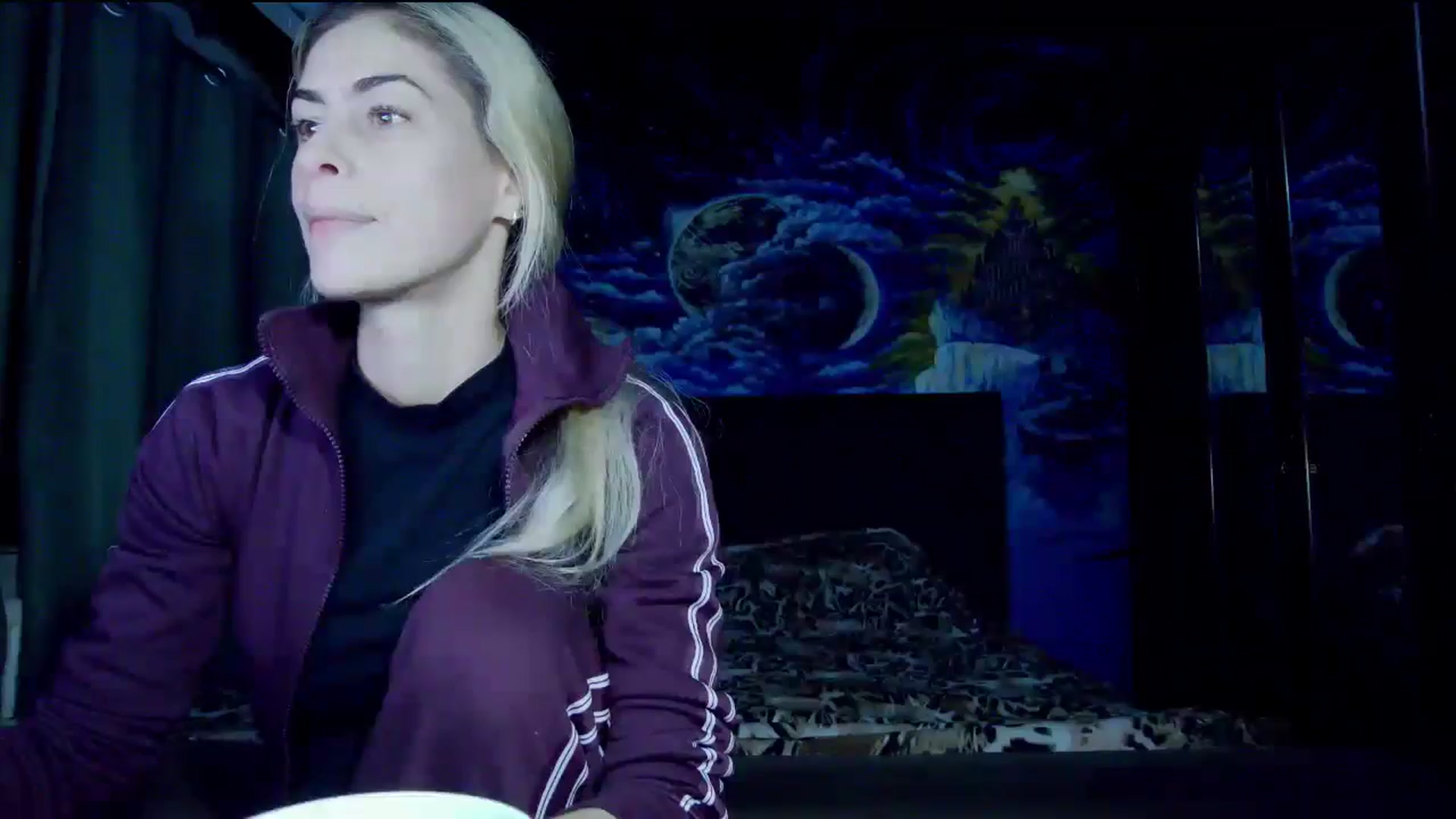 Gallery image thumbnail from Amazingbody's myfreecams stream on, 10/11/2025, 19:08 image 7 of 20