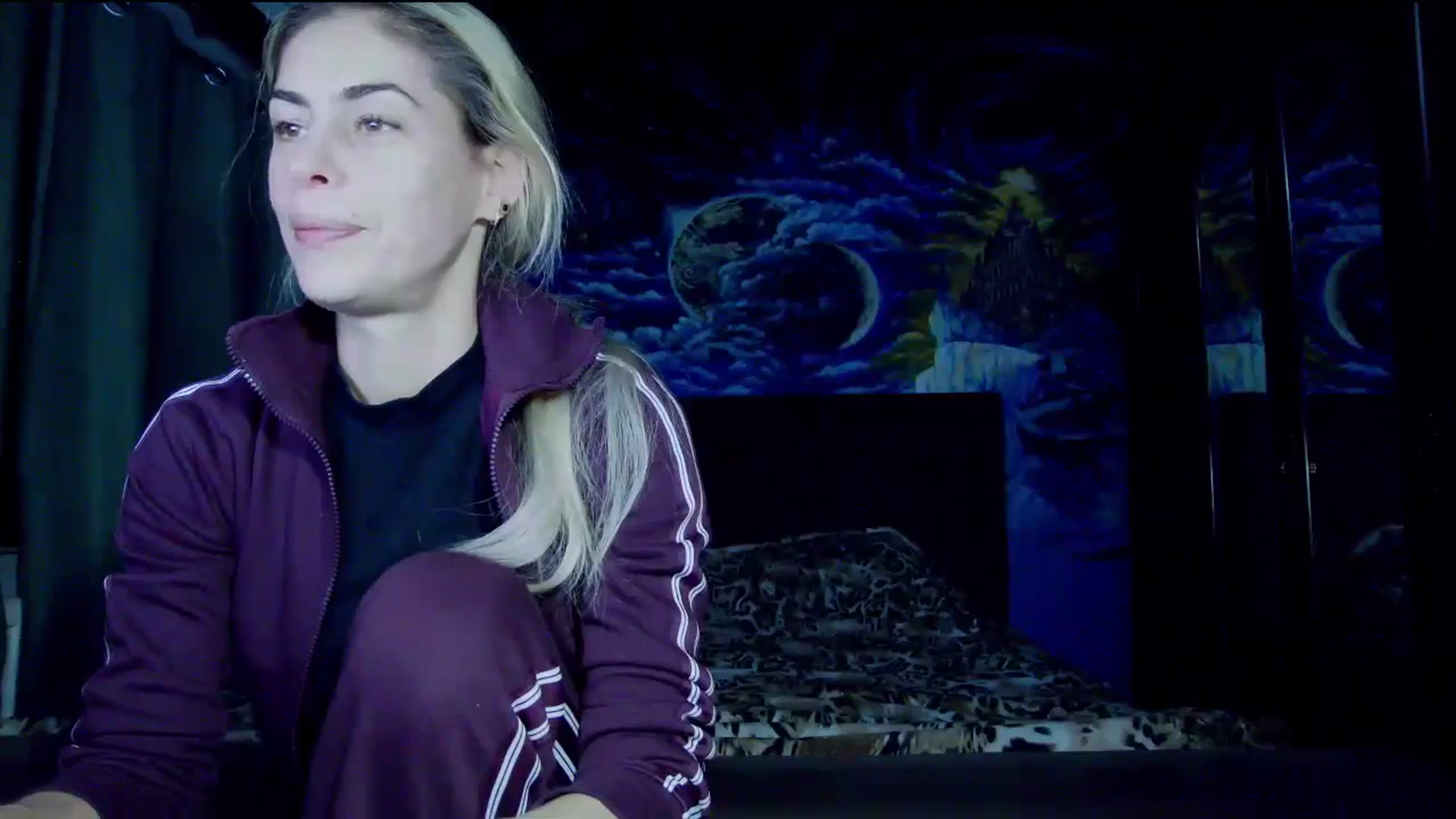 Gallery image thumbnail from Amazingbody's myfreecams stream on, 10/11/2025, 19:08 image 18 of 20