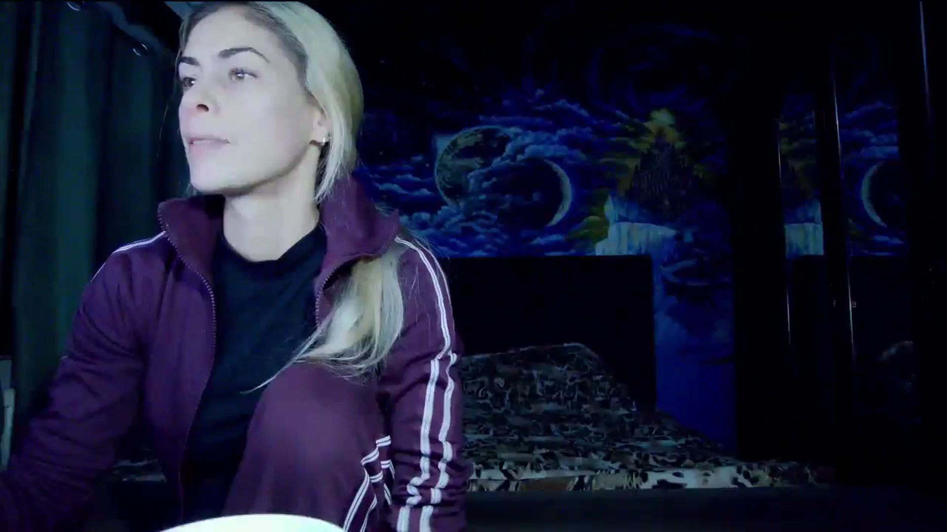 Gallery image thumbnail from Amazingbody's myfreecams stream on, 10/11/2025, 19:08 image 6 of 20