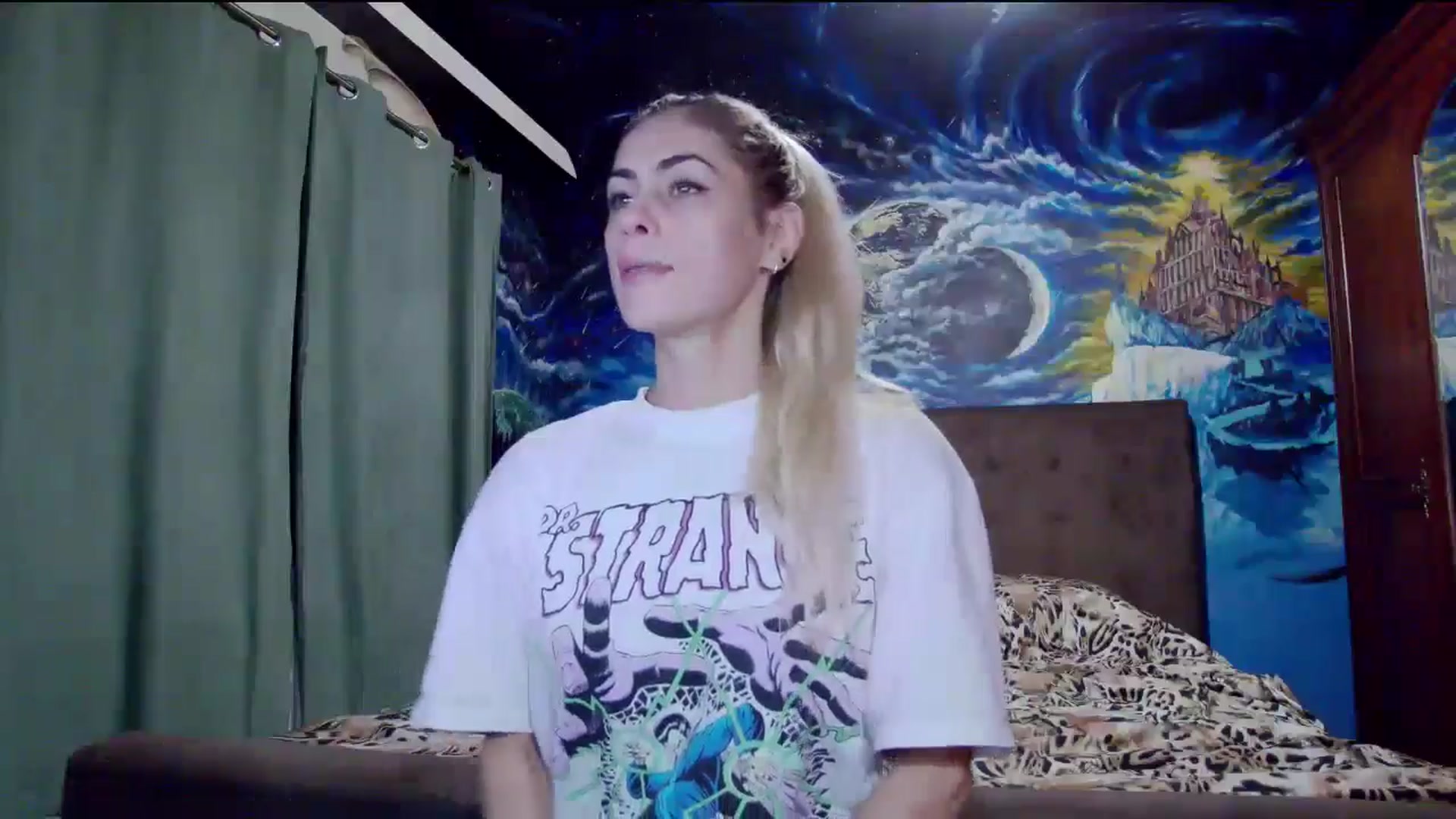 Gallery image thumbnail from Amazingbody's myfreecams stream on, 10/14/2025, 18:35 image 20 of 20