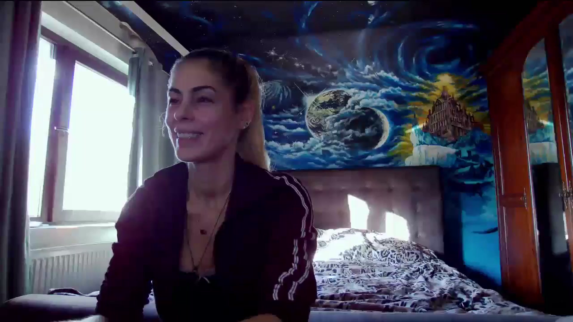 Gallery image thumbnail from Amazingbody's myfreecams stream on, 10/16/2025, 13:15 image 7 of 20