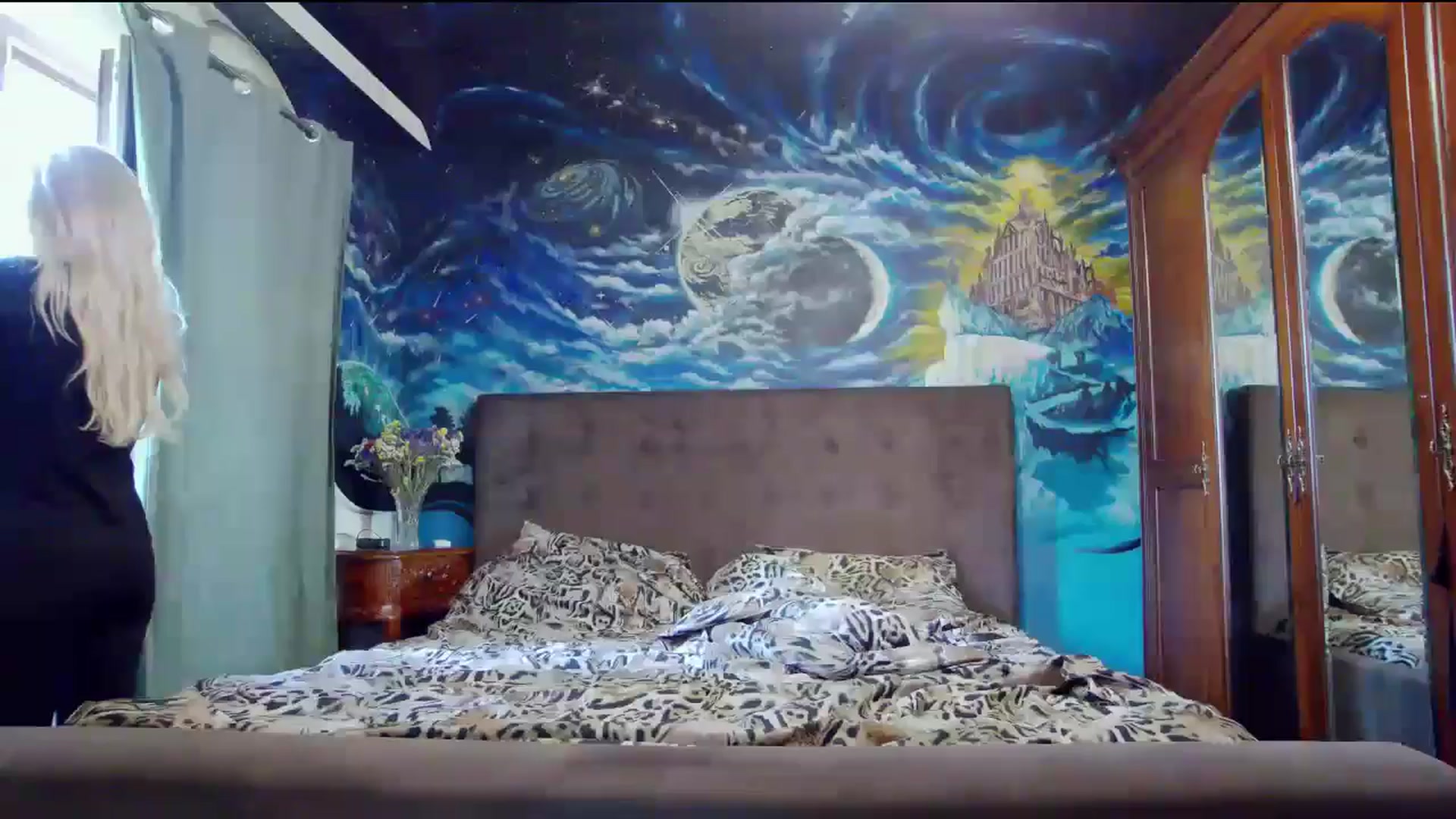 Gallery image thumbnail from Amazingbody's myfreecams stream on, 10/17/2025, 12:10 image 10 of 20