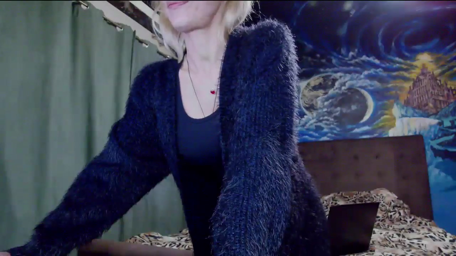Gallery image thumbnail from Amazingbody's myfreecams stream on, 10/17/2025, 17:53 image 2 of 20
