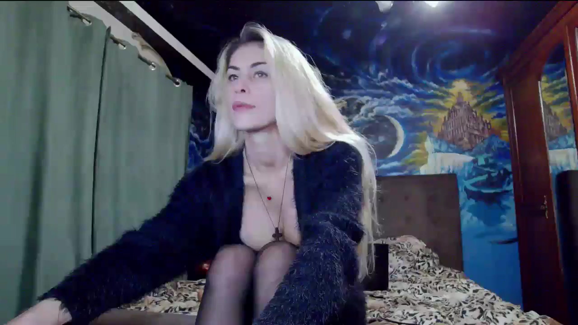 Gallery image thumbnail from Amazingbody's myfreecams stream on, 10/17/2025, 20:36 image 10 of 20
