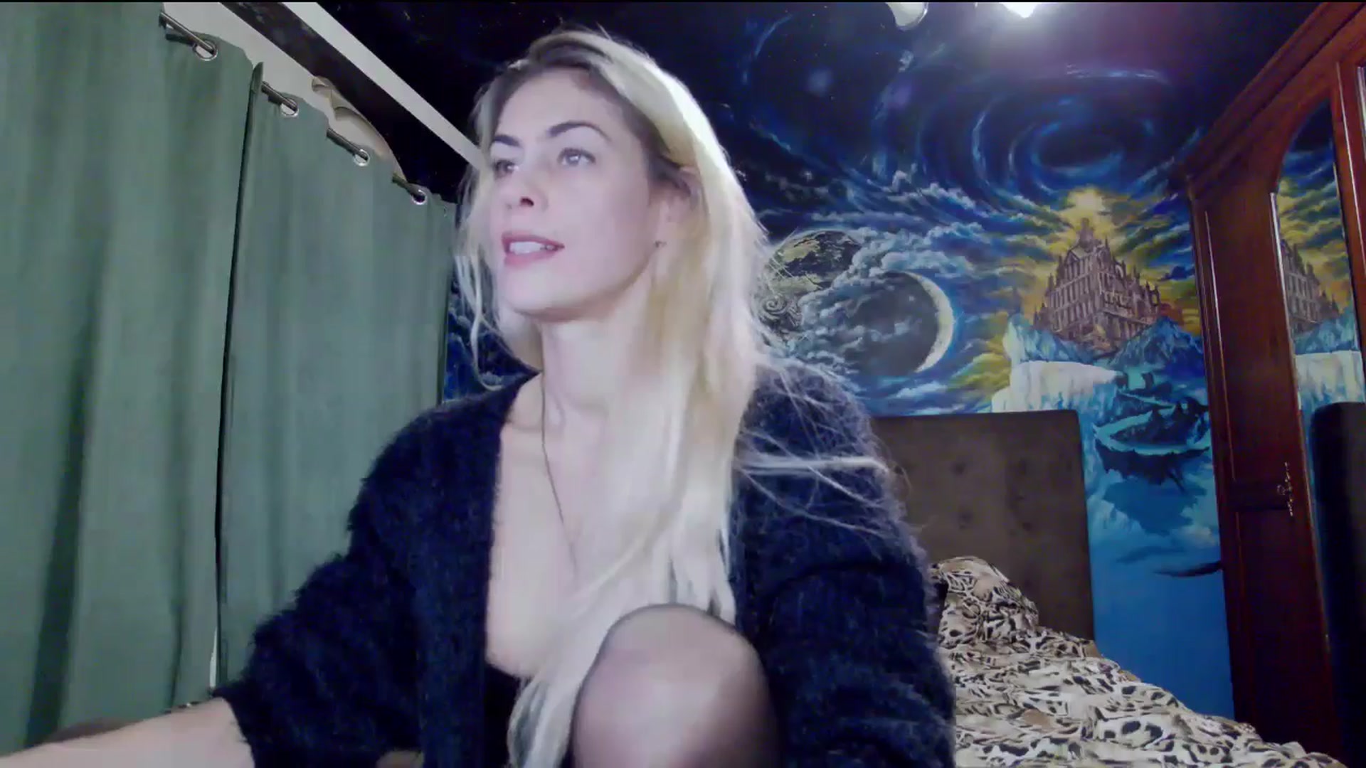 Gallery image thumbnail from Amazingbody's myfreecams stream on, 10/17/2025, 20:36 image 4 of 20