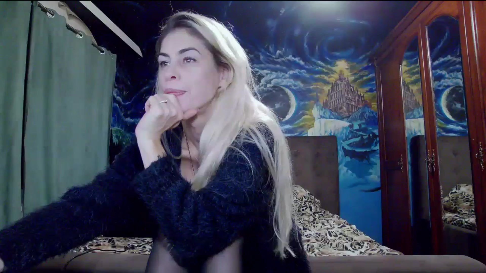 Gallery image thumbnail from Amazingbody's myfreecams stream on, 10/17/2025, 21:01 image 12 of 20