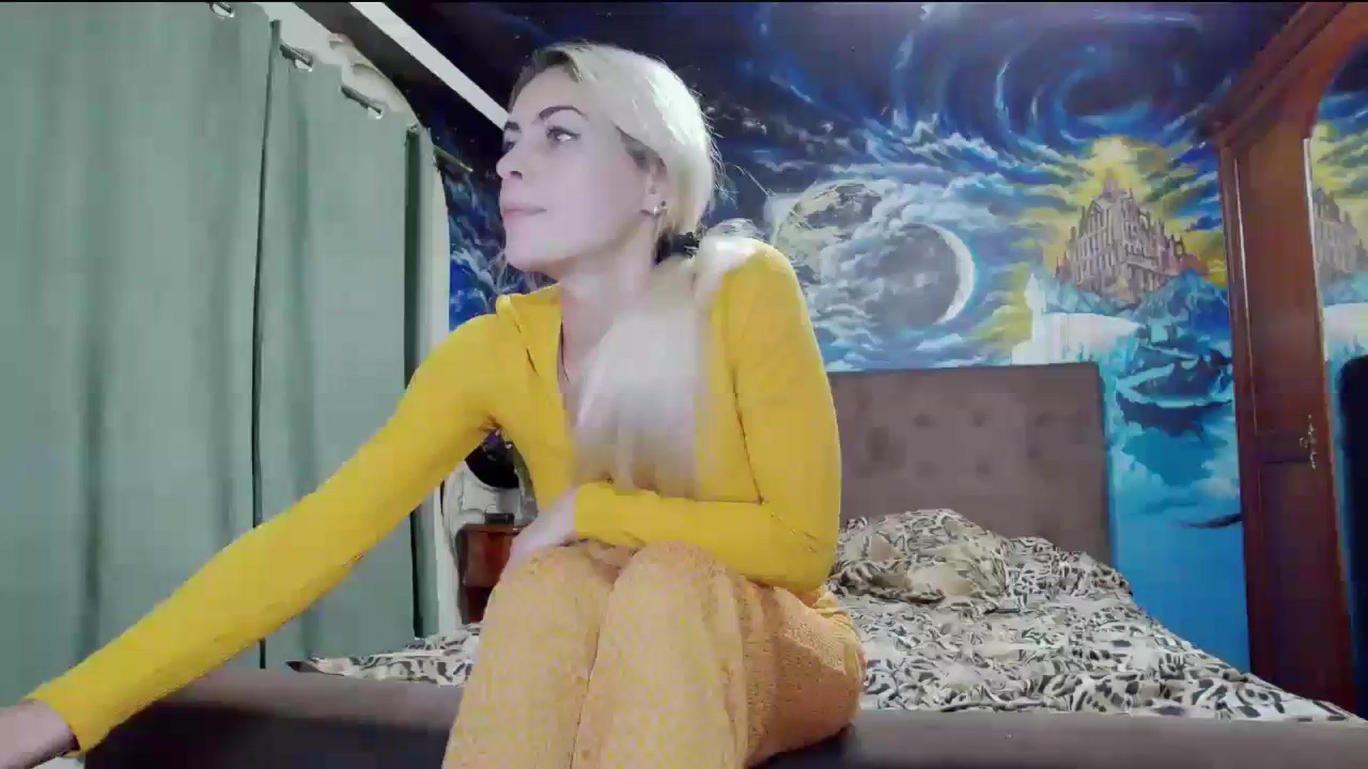 Gallery image thumbnail from Amazingbody's myfreecams stream on, 10/18/2025, 17:28 image 18 of 20