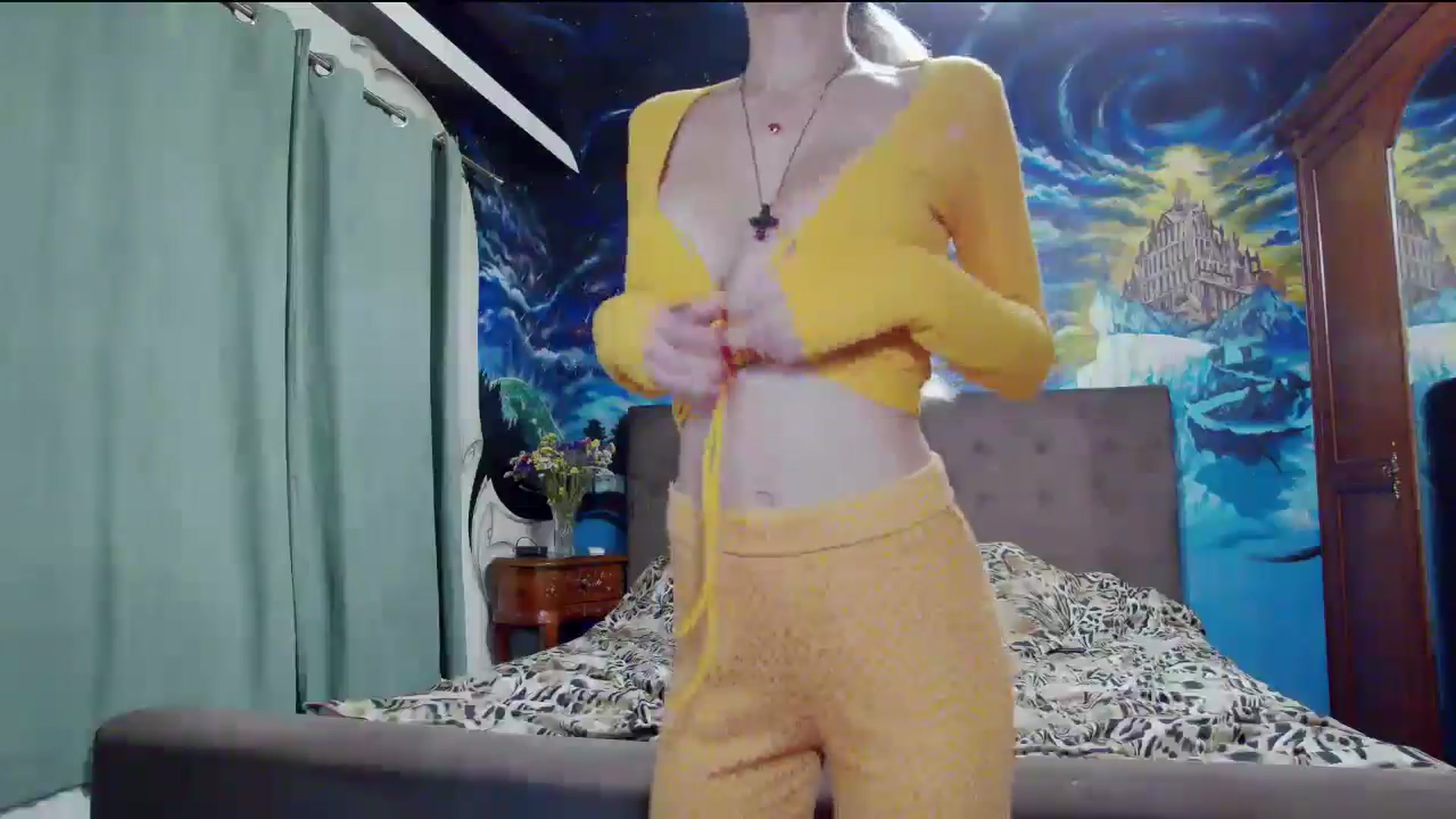 Gallery image thumbnail from Amazingbody's myfreecams stream on, 10/18/2025, 18:16 image 15 of 20