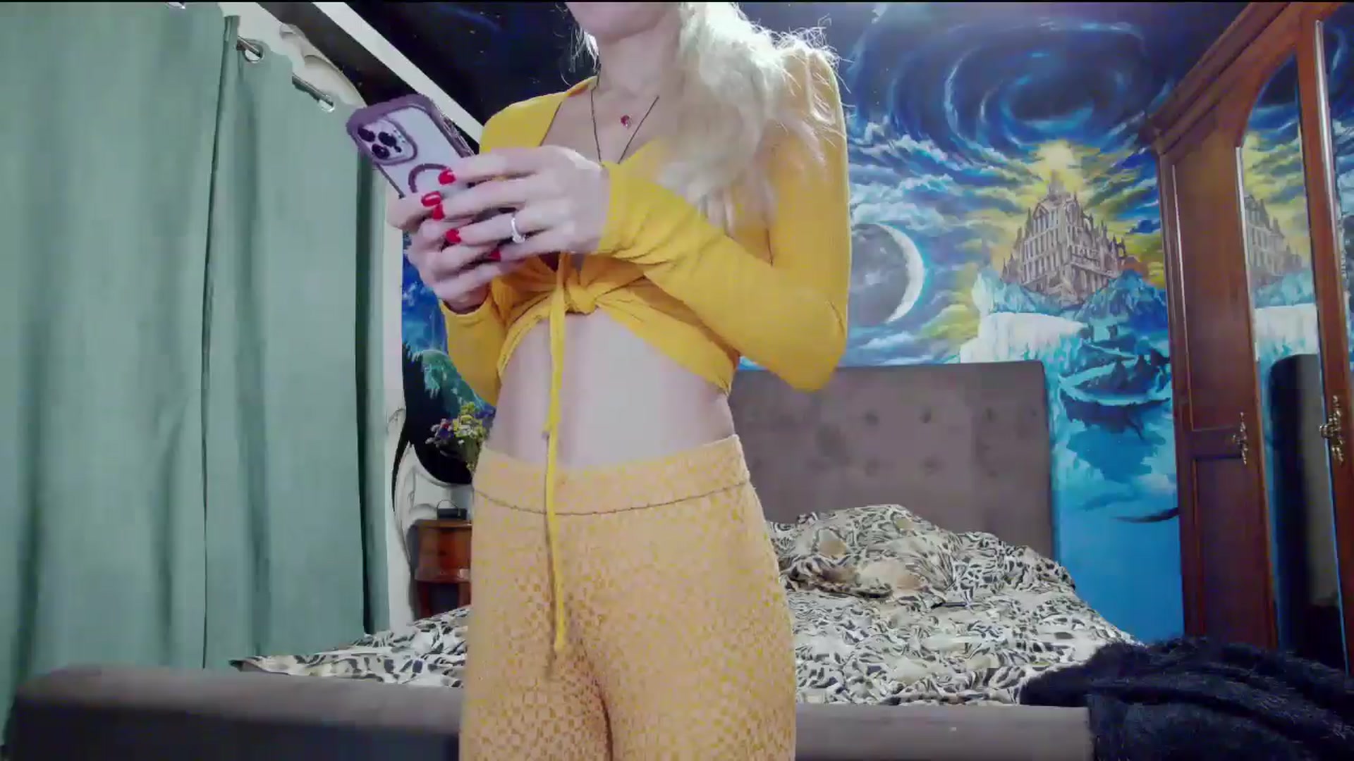 Gallery image thumbnail from Amazingbody's myfreecams stream on, 10/18/2025, 18:46 image 4 of 20