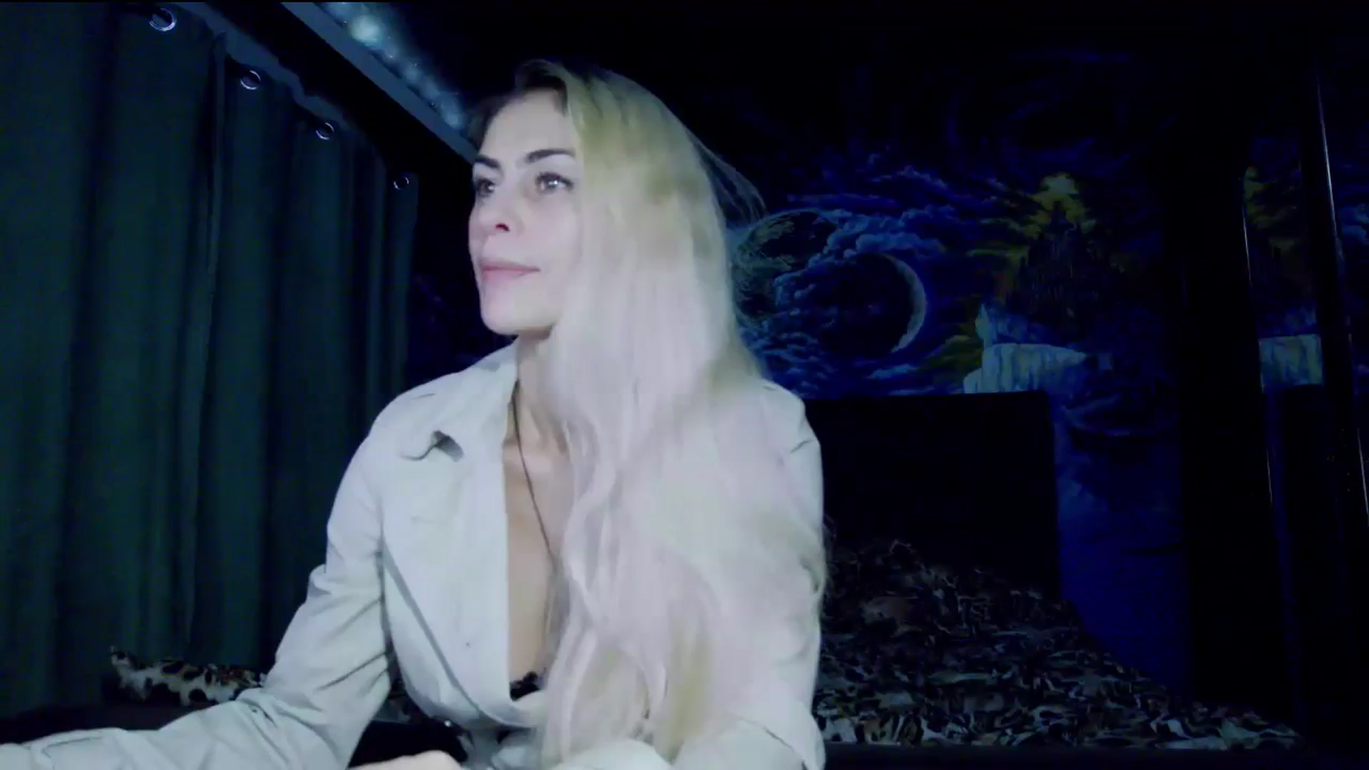 Gallery image thumbnail from Amazingbody's myfreecams stream on, 10/18/2025, 20:17 image 20 of 20