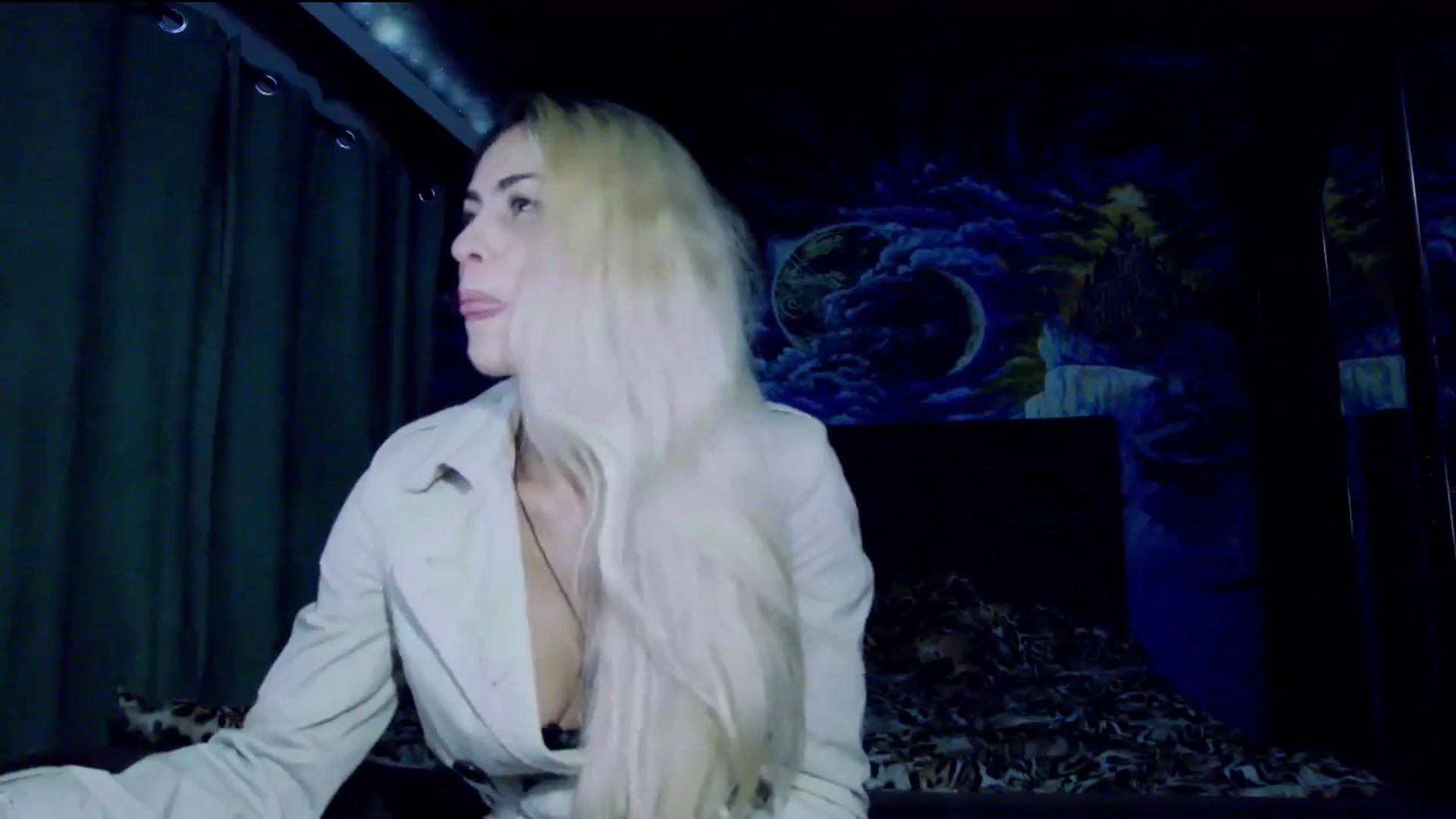 Gallery image thumbnail from Amazingbody's myfreecams stream on, 10/18/2025, 20:17 image 14 of 20