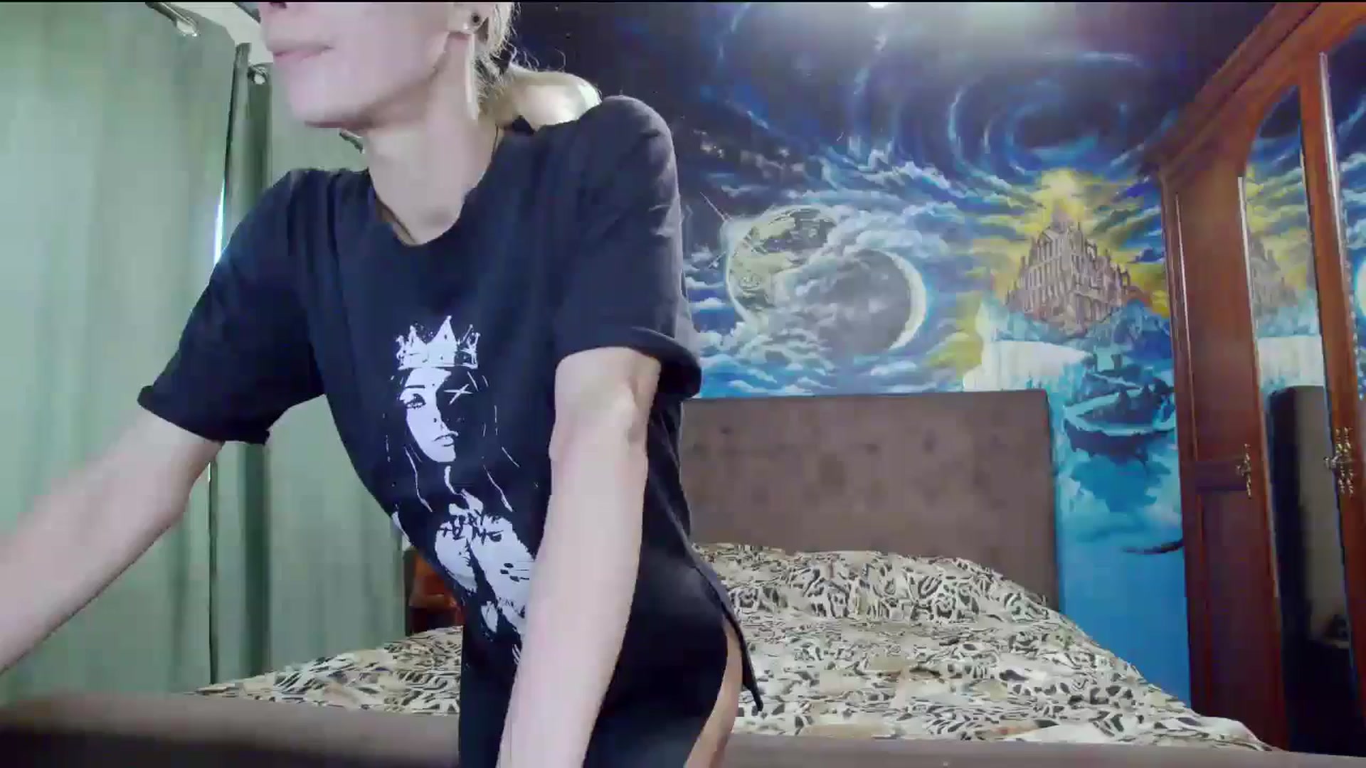 Gallery image thumbnail from Amazingbody's myfreecams stream on, 10/19/2025, 14:22 image 19 of 20