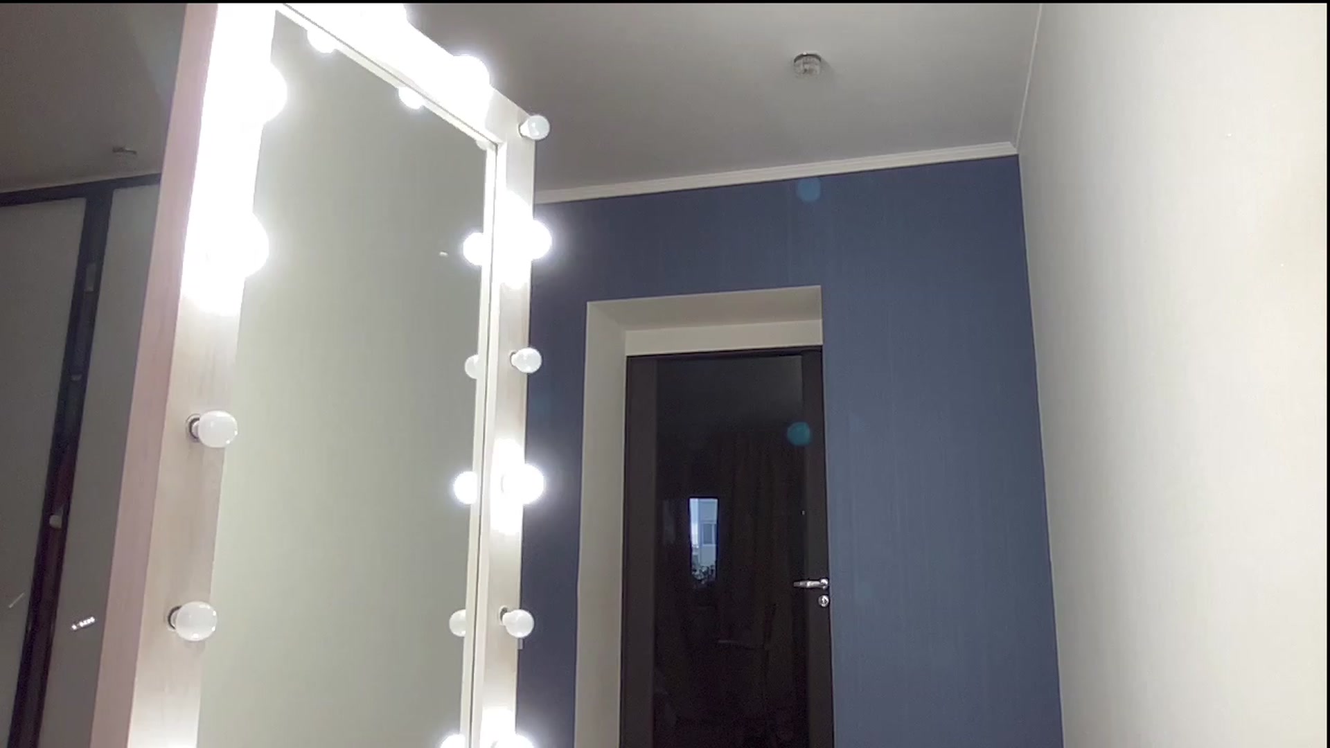 Gallery image thumbnail from AmazingkellyX's myfreecams stream on, 01/22/2023, 10:56 image 12 of 20