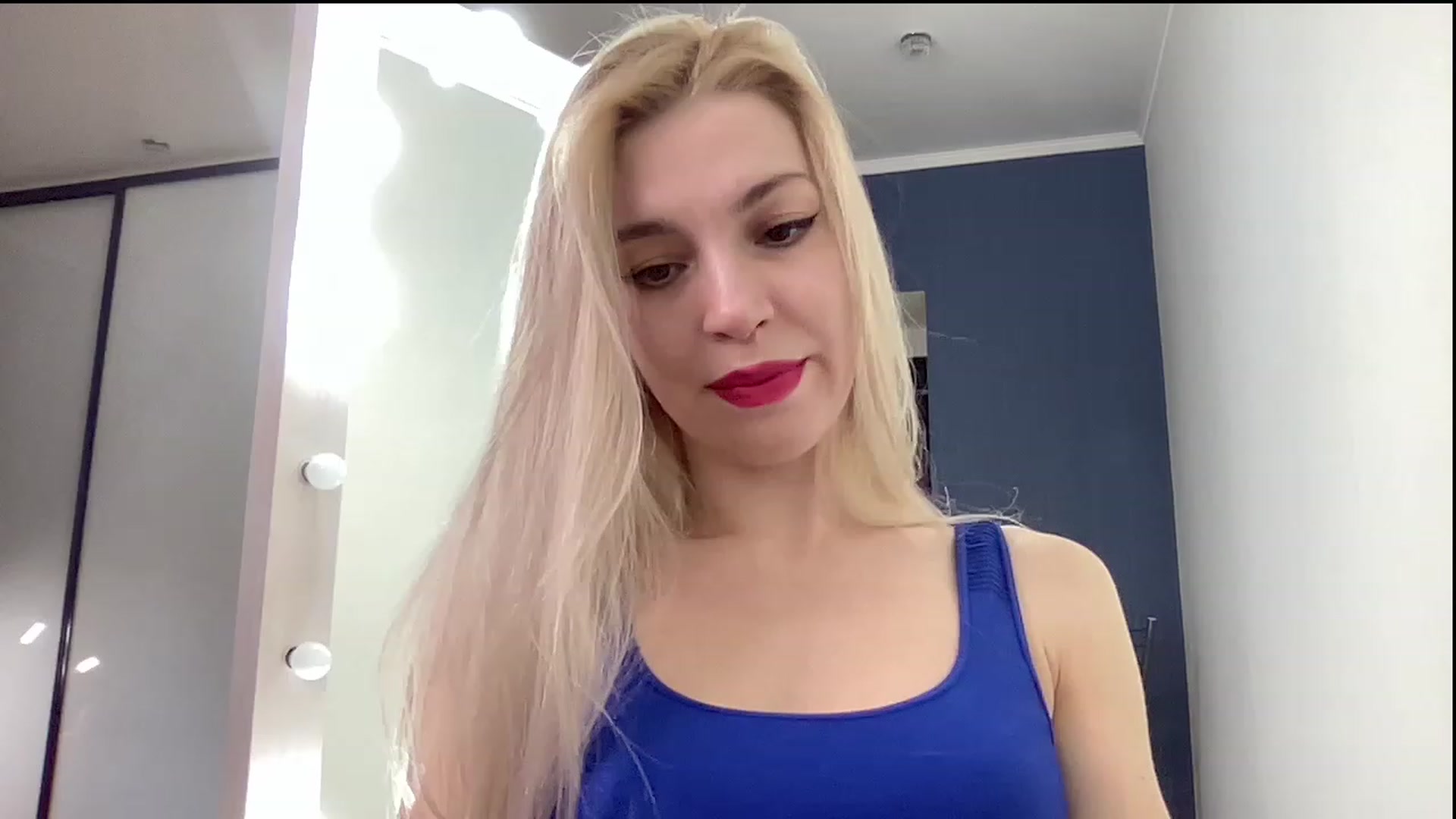 Gallery image thumbnail from AmazingkellyX's myfreecams stream on, 02/07/2023, 10:20 image 11 of 20