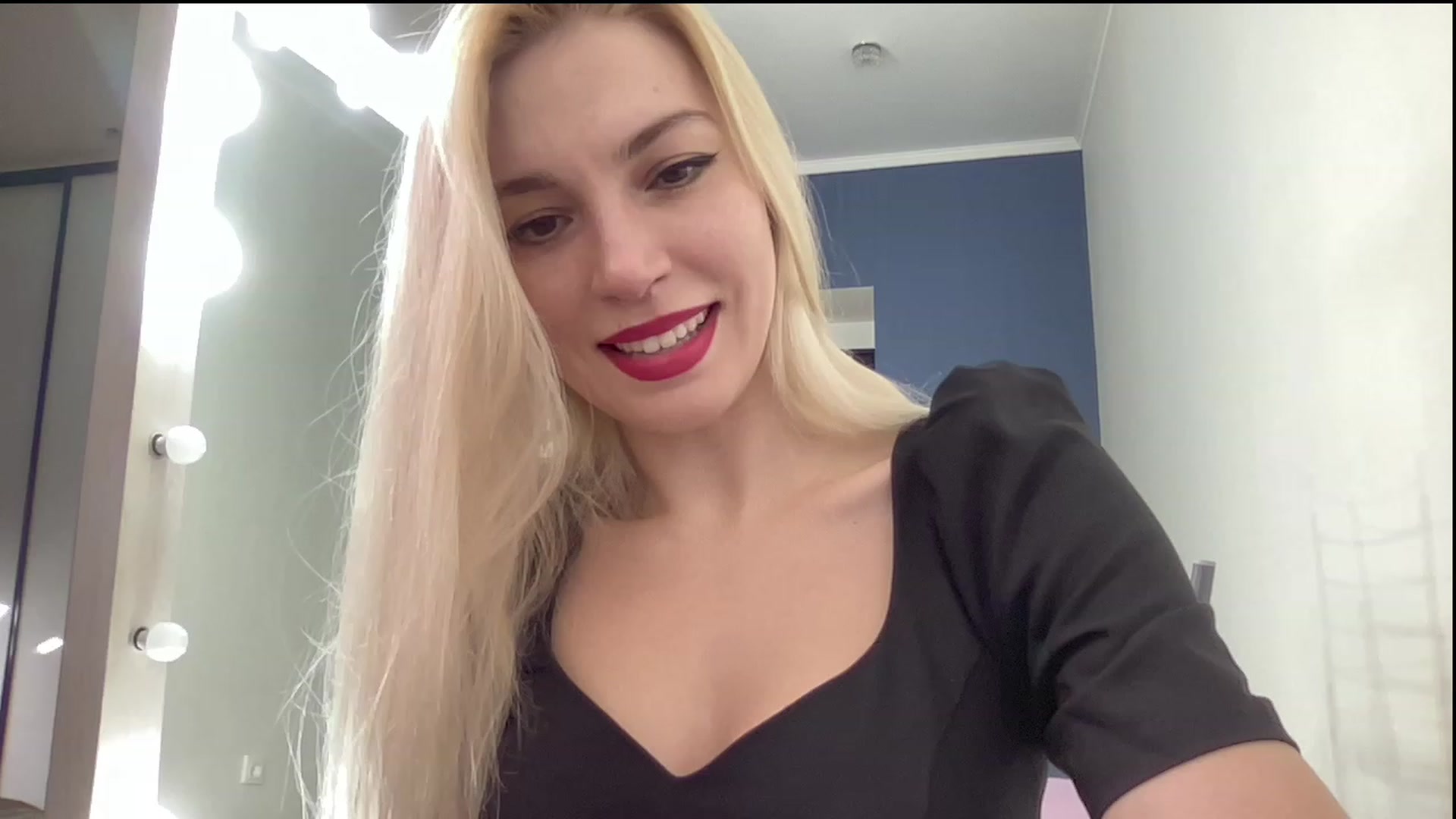 Gallery image thumbnail from AmazingkellyX's myfreecams stream on, 02/09/2023, 08:34 image 3 of 20