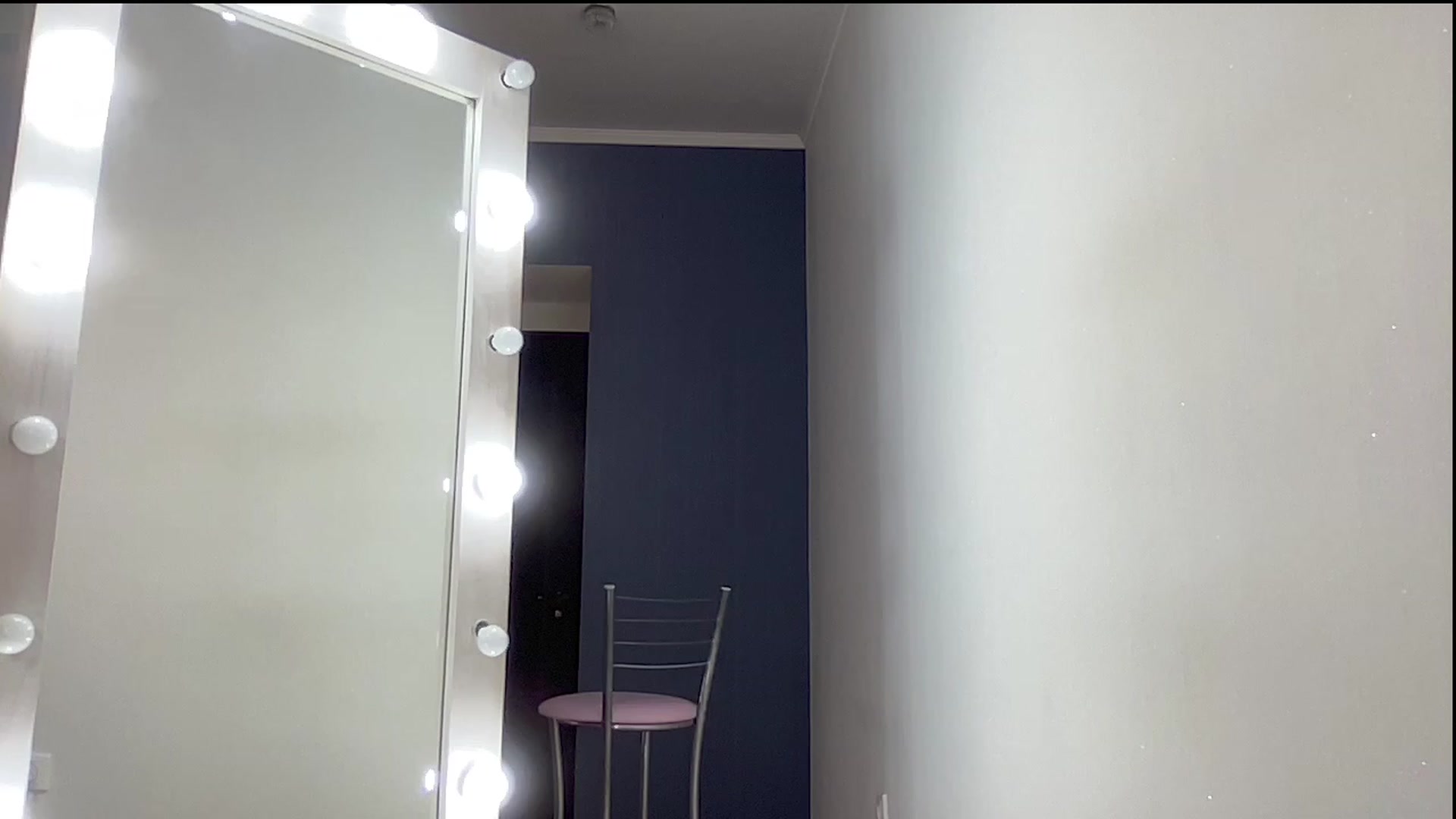 Gallery image thumbnail from AmazingkellyX's myfreecams stream on, 02/11/2023, 13:58 image 14 of 20