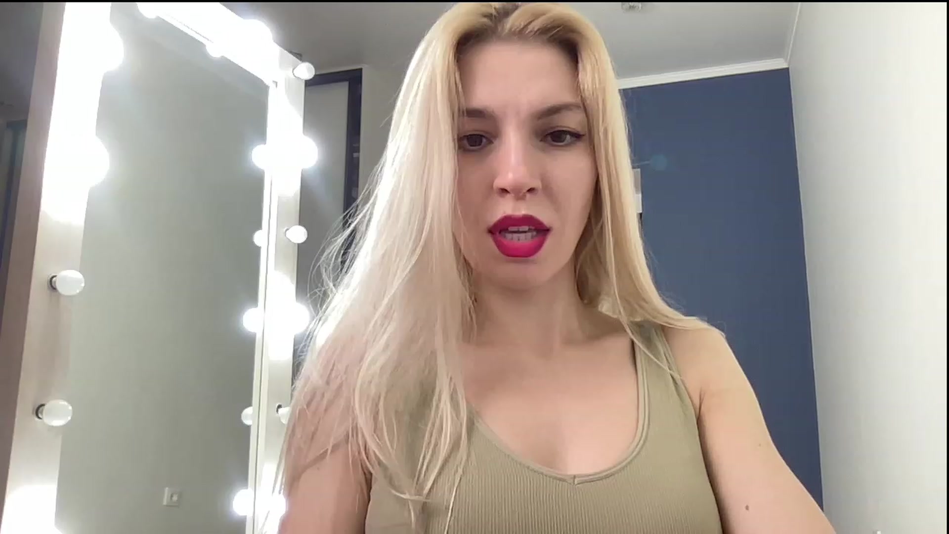 Gallery image thumbnail from AmazingkellyX's myfreecams stream on, 02/23/2023, 13:14 image 20 of 20