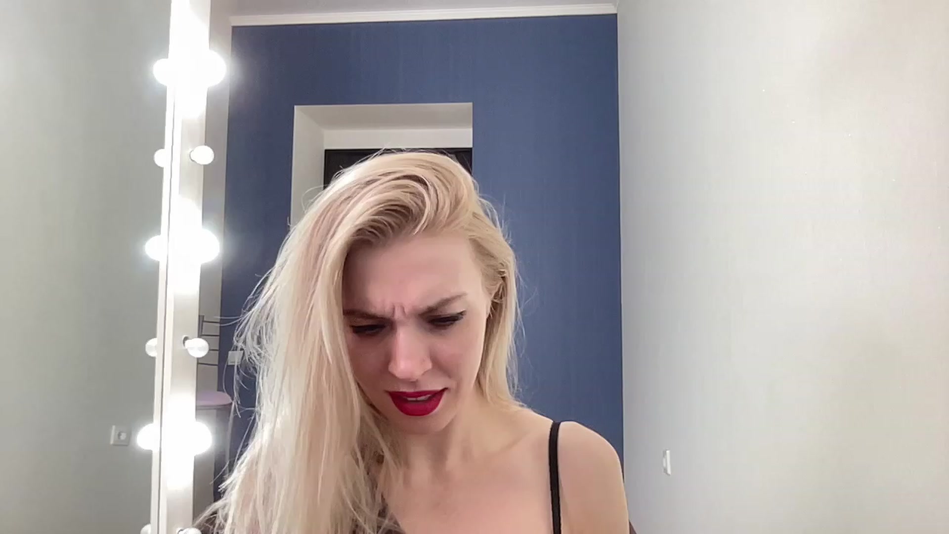 Gallery image thumbnail from AmazingkellyX's myfreecams stream on, 03/09/2023, 10:06 image 20 of 20