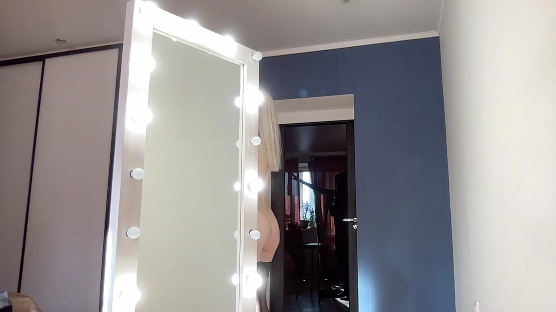 Gallery image thumbnail from AmazingkellyX's myfreecams stream on, 03/25/2023, 11:20 image 3 of 20